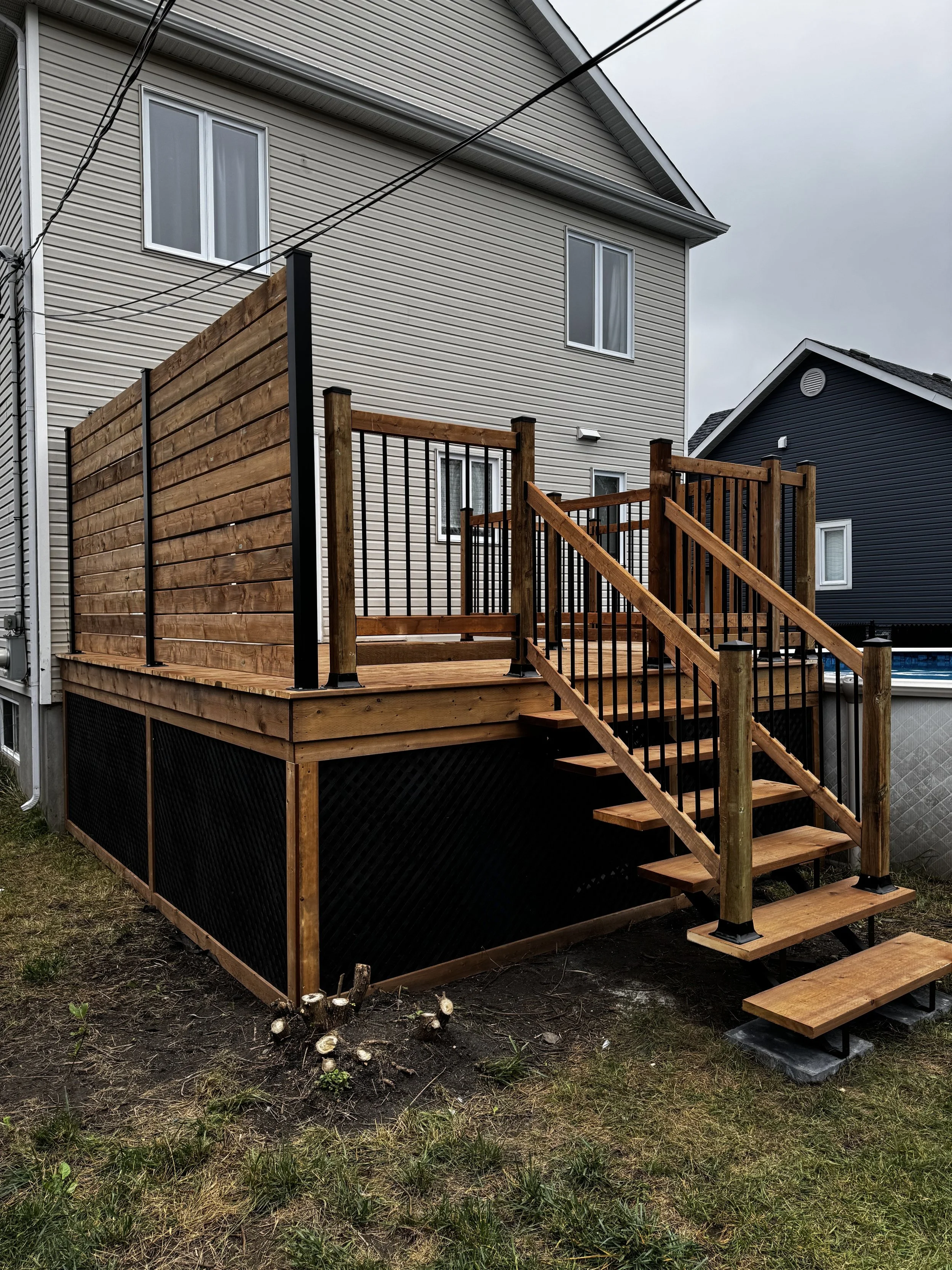 Patio bois St amable.jpeg