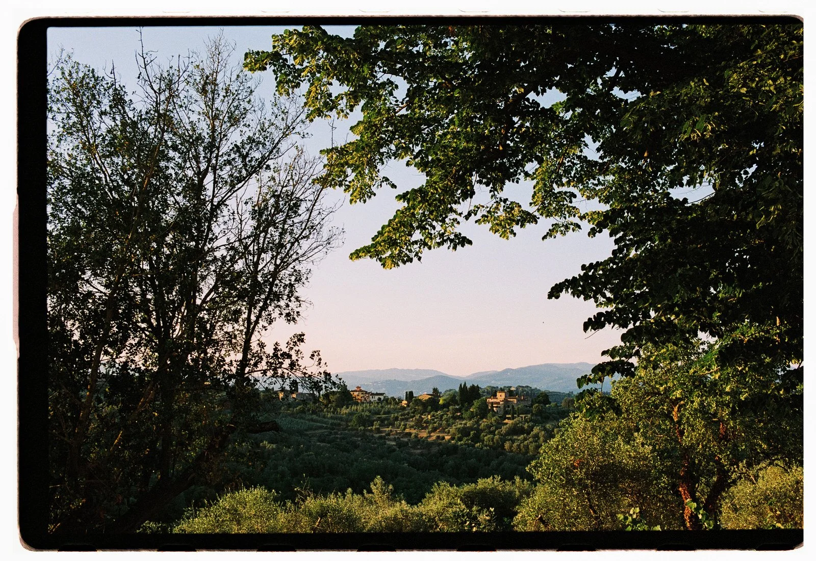 juliaandgil48Amanda_Michel_In_Tuscany_0222.jpg