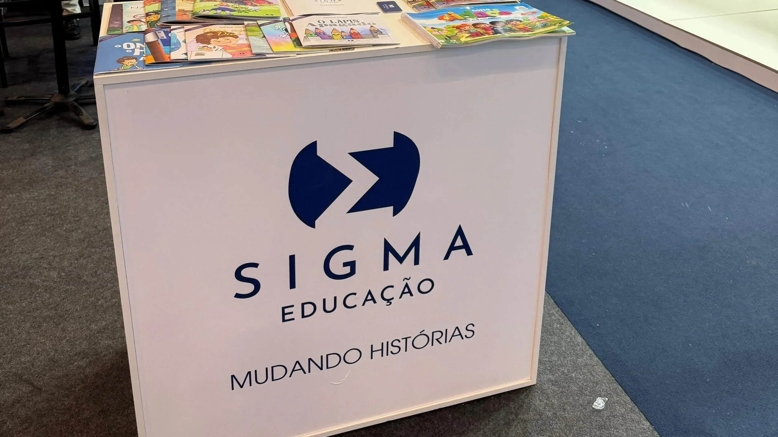 Sigma Educação marca presença no maior evento municipalista do Brasil