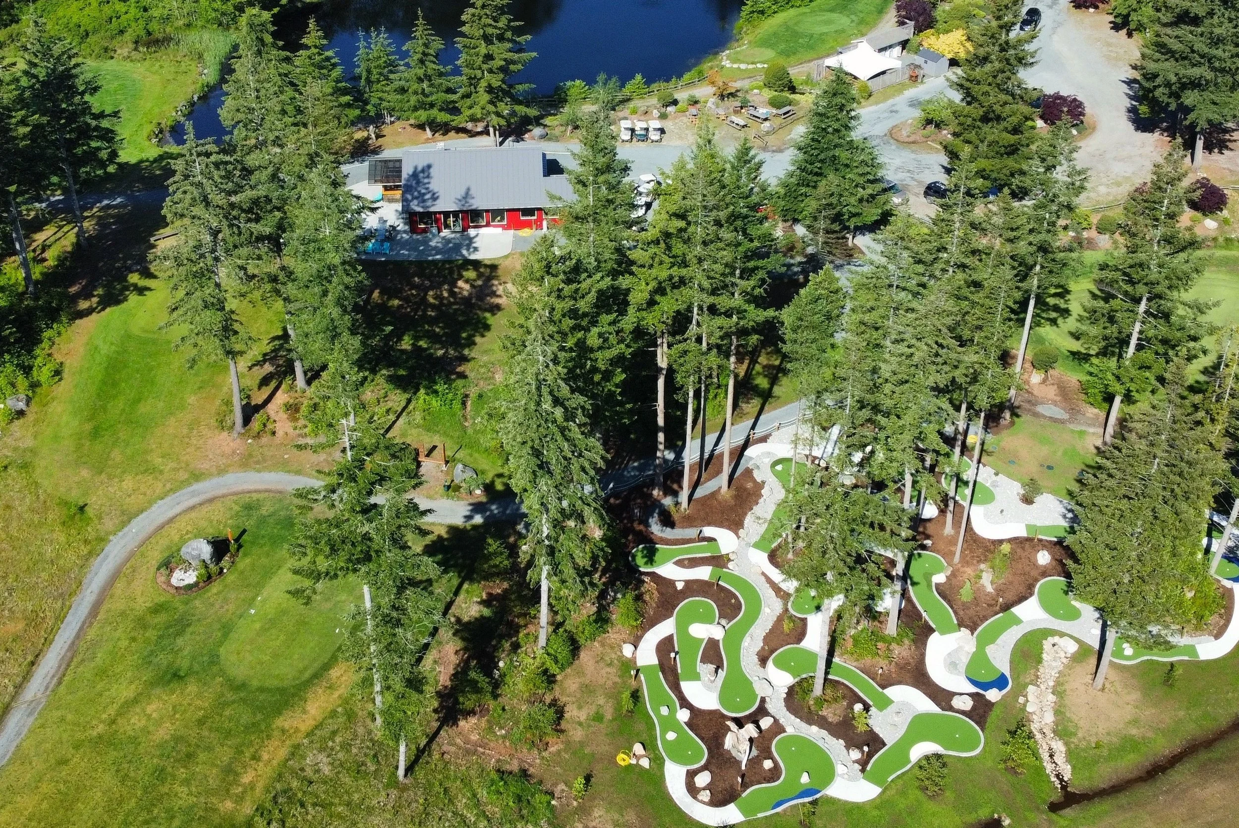 Quadra Island Golf mini golf in Quathiaski Cove, British Columbia