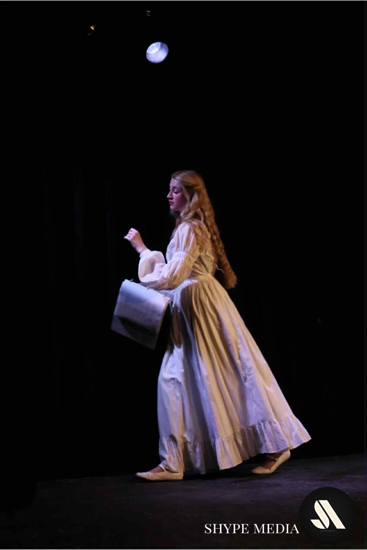 lizzie lenore.jpg