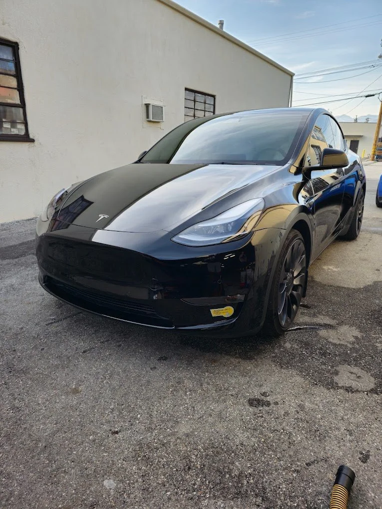 2023-04-17 - Tesla.jpg