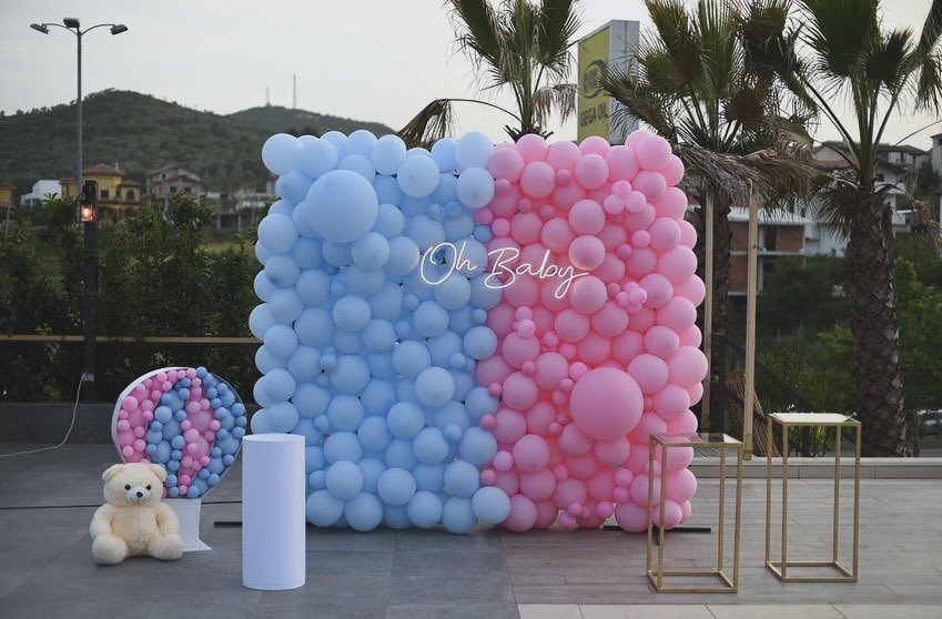 💕Pink &amp; 🩵Blue Balloon Wall + Neon Sign Focal Point ✨