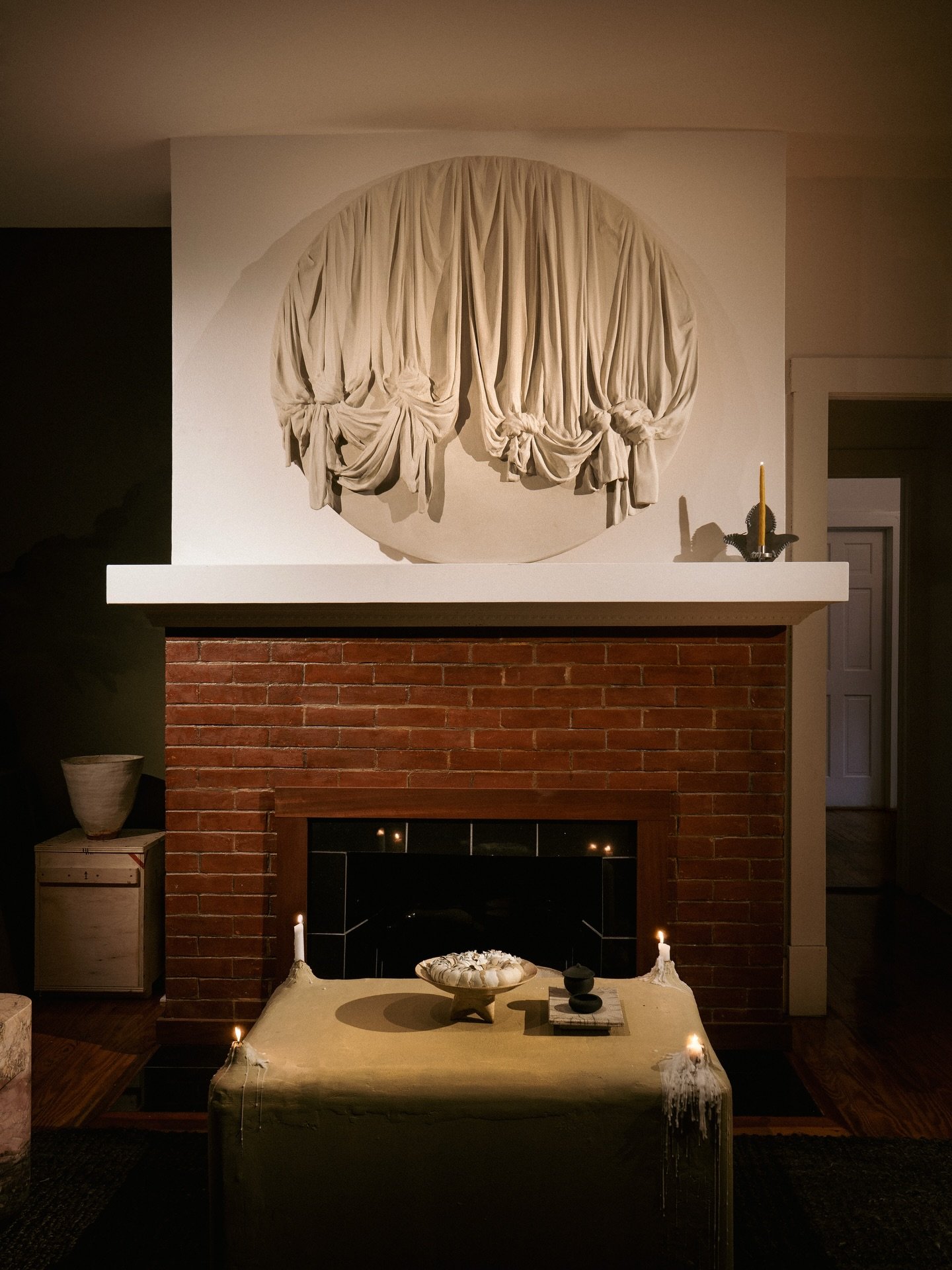 Honored to be included with this talented group of artists and showing for the first time in Miami for Art Week @alcova.milano. Thank you @room_file @jirah.joshua and @ashkan.efard and to all who were able to stop by to see ✨✨✨ 

Photos 1,3,4,5 by: @