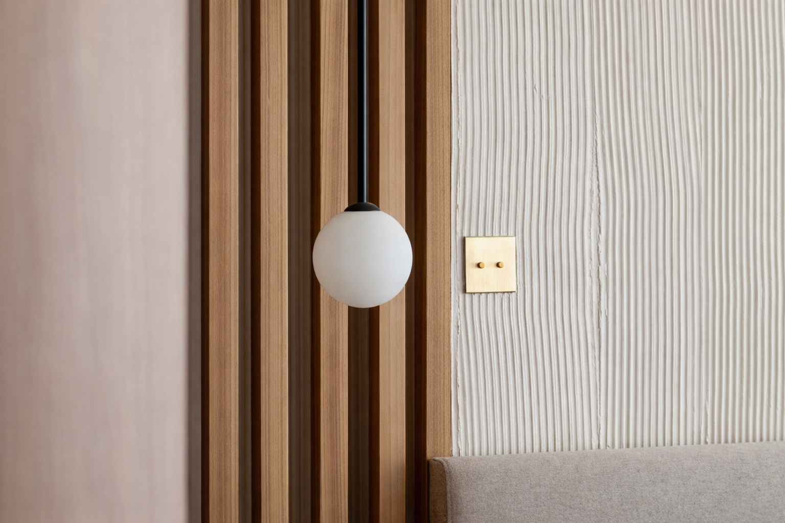 Détail architectural et matières – tendances architecture intérieure 2026