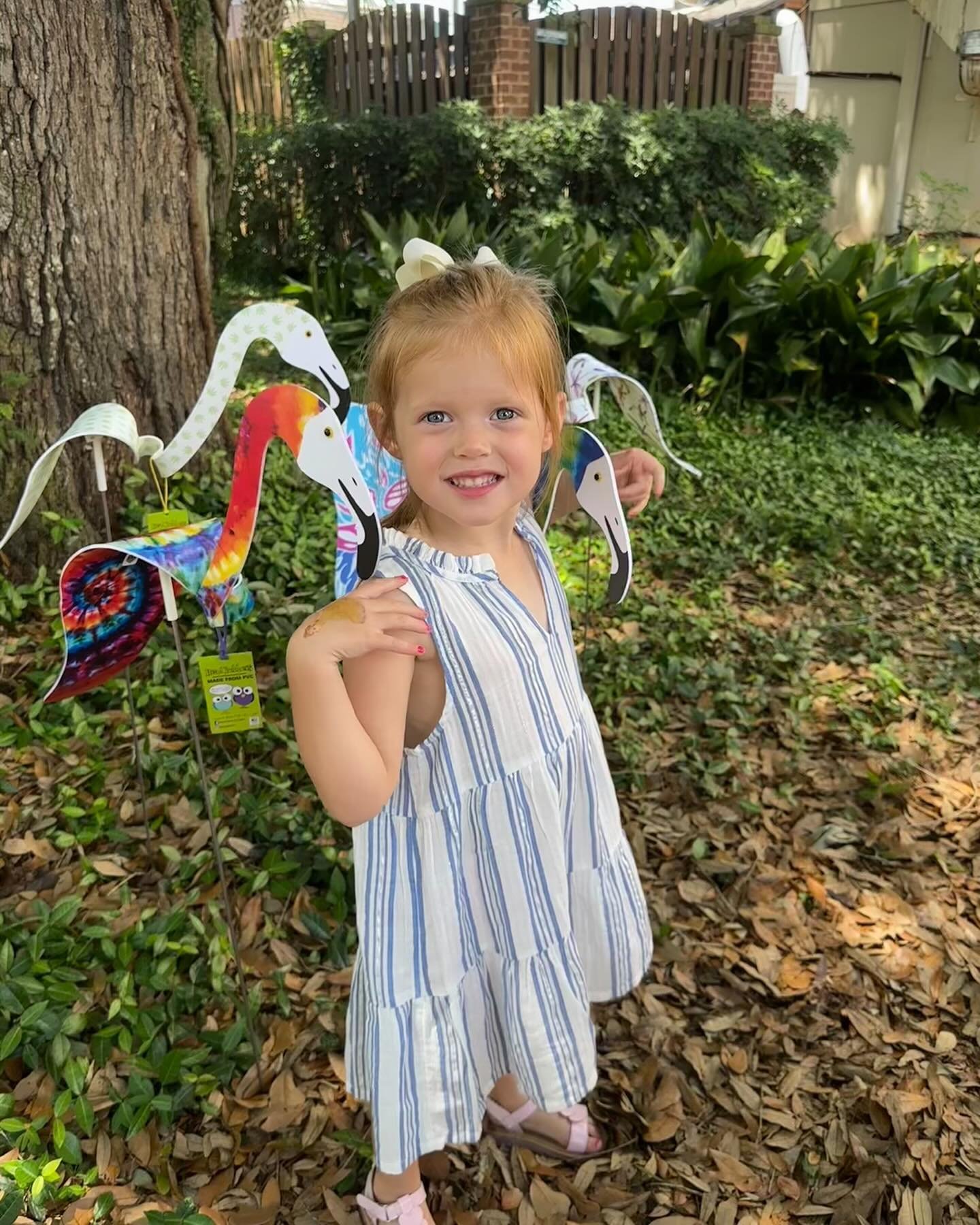 Piper hanging out with a bunch of Bobbers on St Simons Island over Mother&rsquo;s Day weekend!