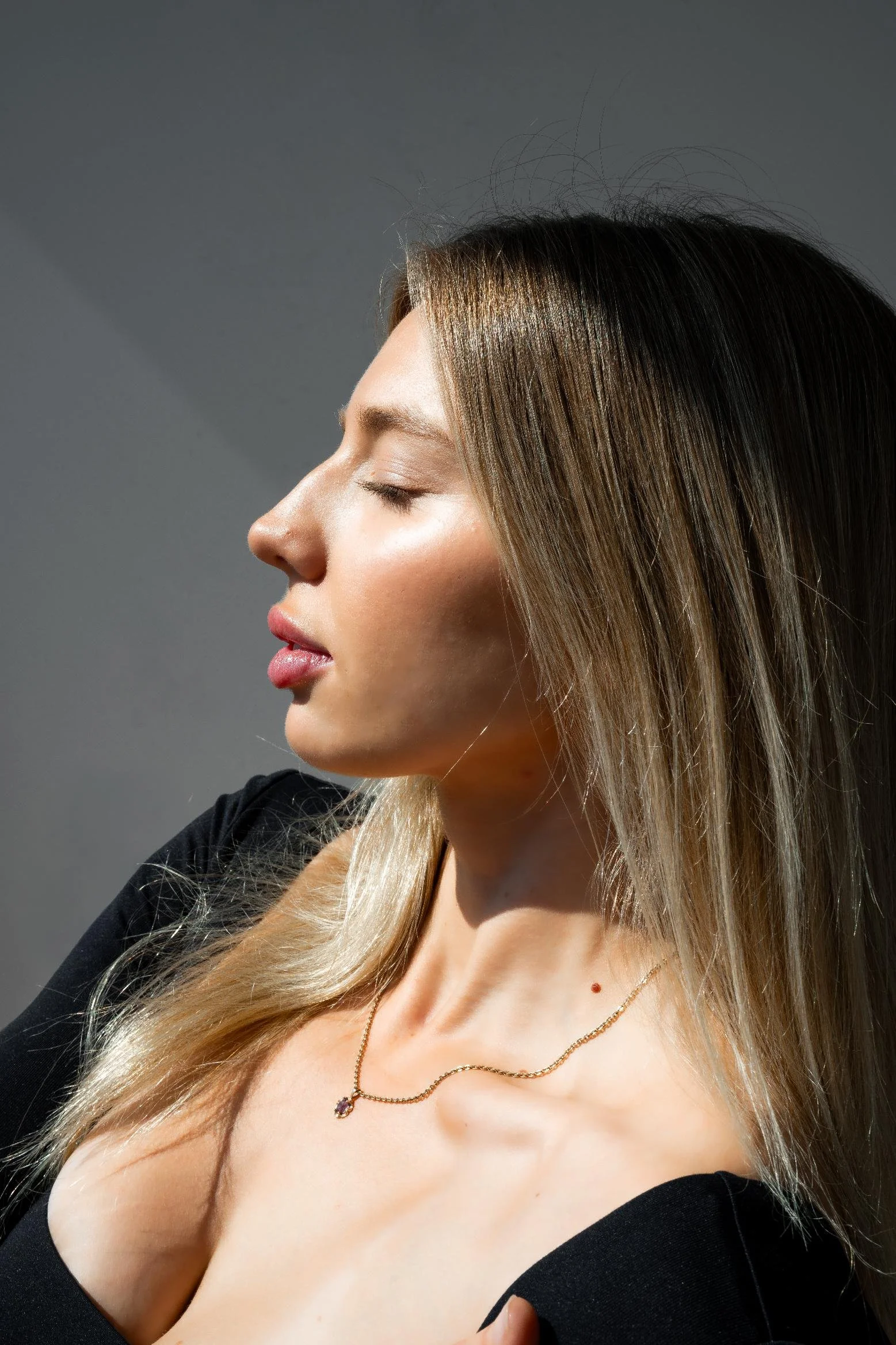 Finding a spray tan for fair skin tones: The glow guide