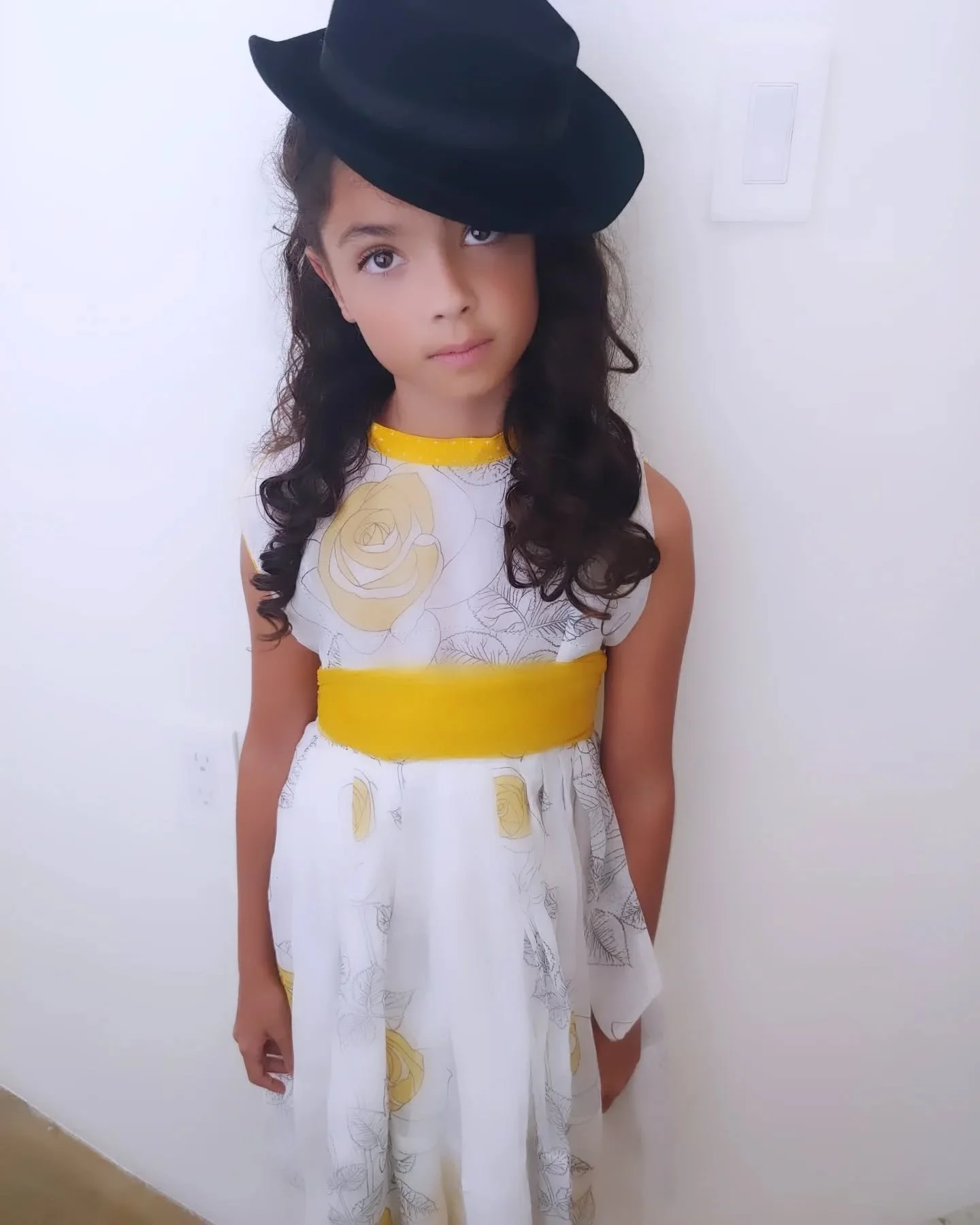 Dress made from vintage organza cotton sari. Paired with softest yellow tulle bow belt. Vintage hat.