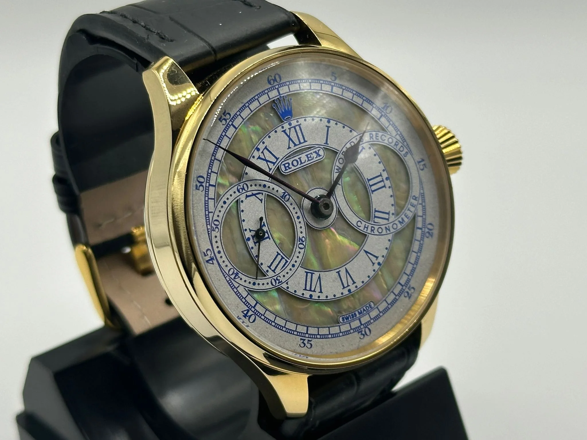 Stunning men's 1920's rolex lever movement wrist watch, beautiful dial.