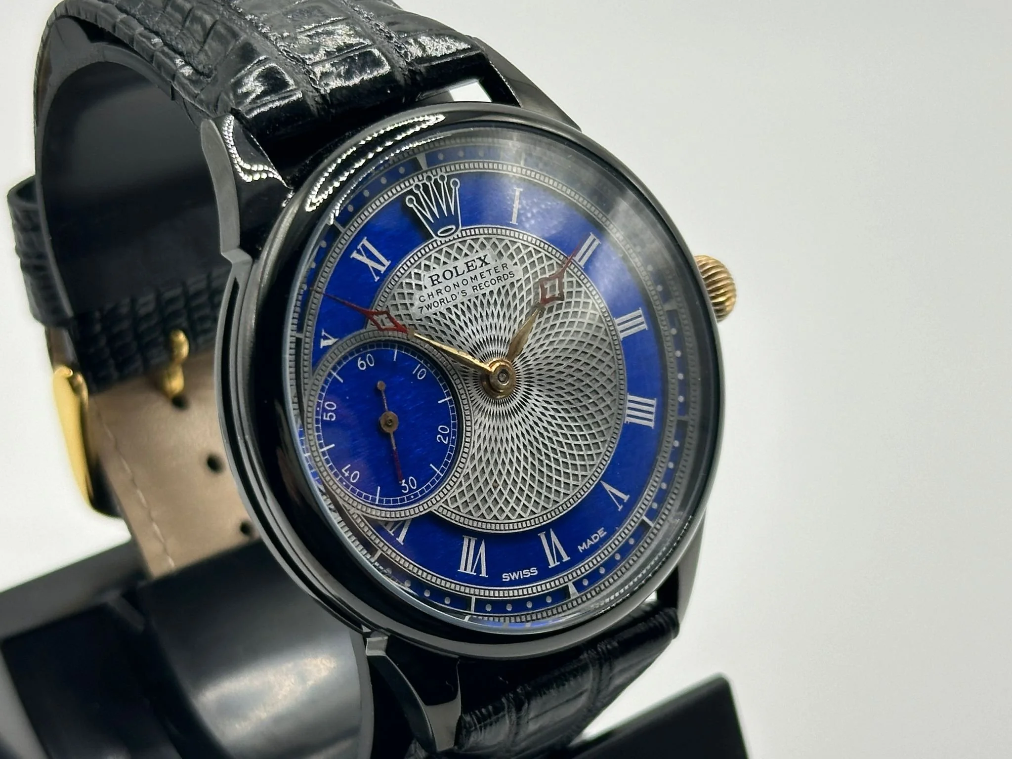 Superb men's 1920's Rolex lever wrist watch, with stunning dial.