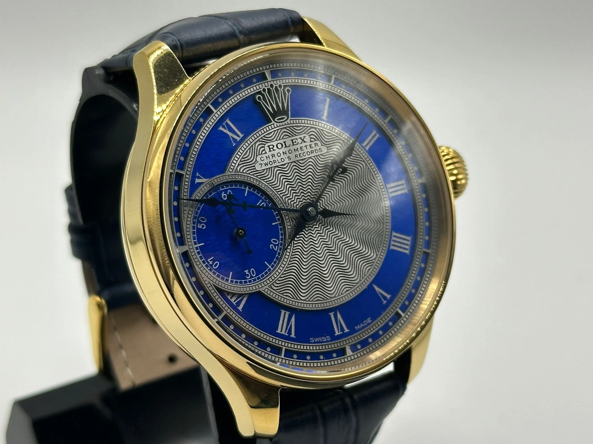 Stunning men's 1920's rolex lever movement wrist watch, beautiful dial.