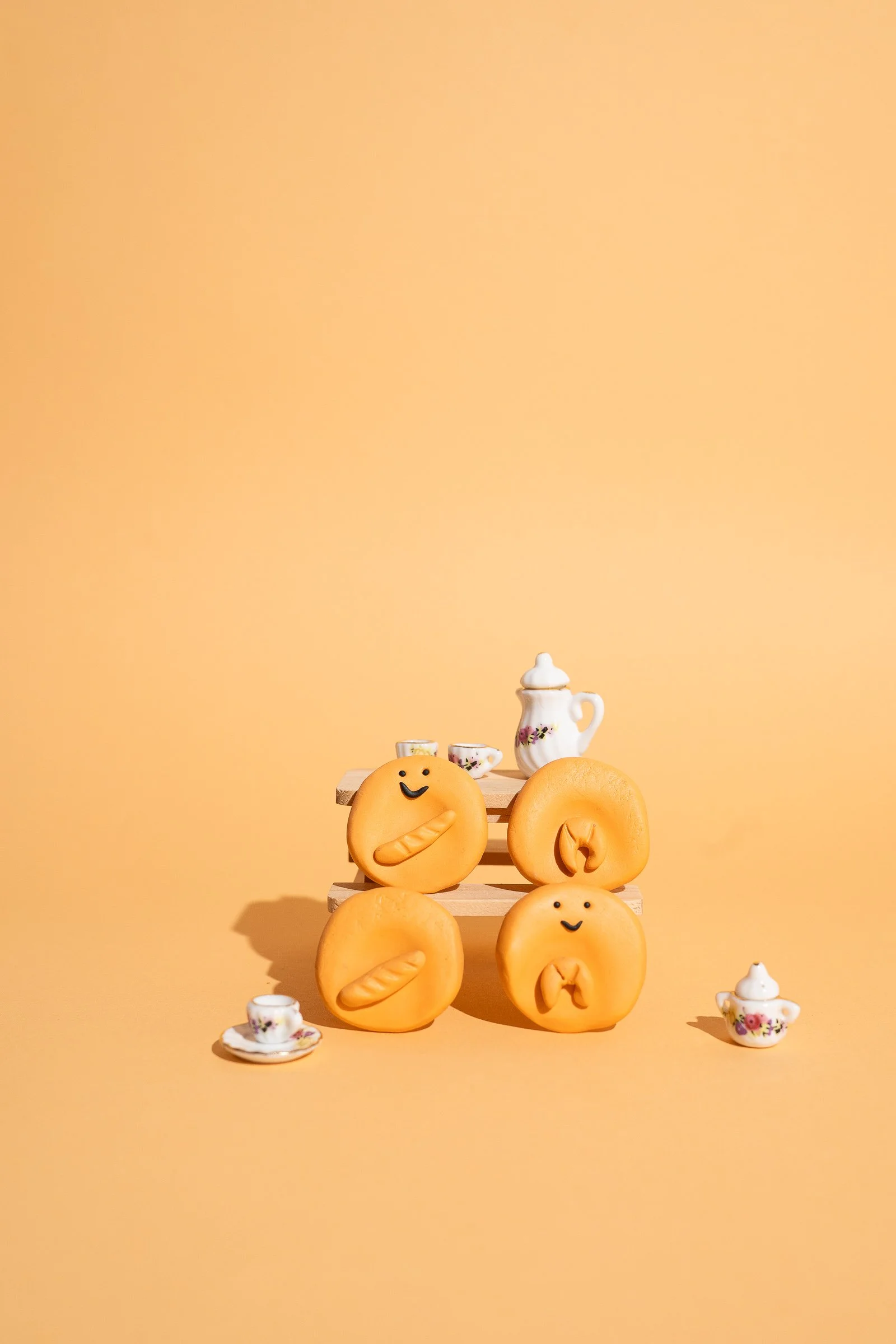 Kleiner Croissant-Sorgenstein – beruhigendes Fingerspielzeug für ADHS