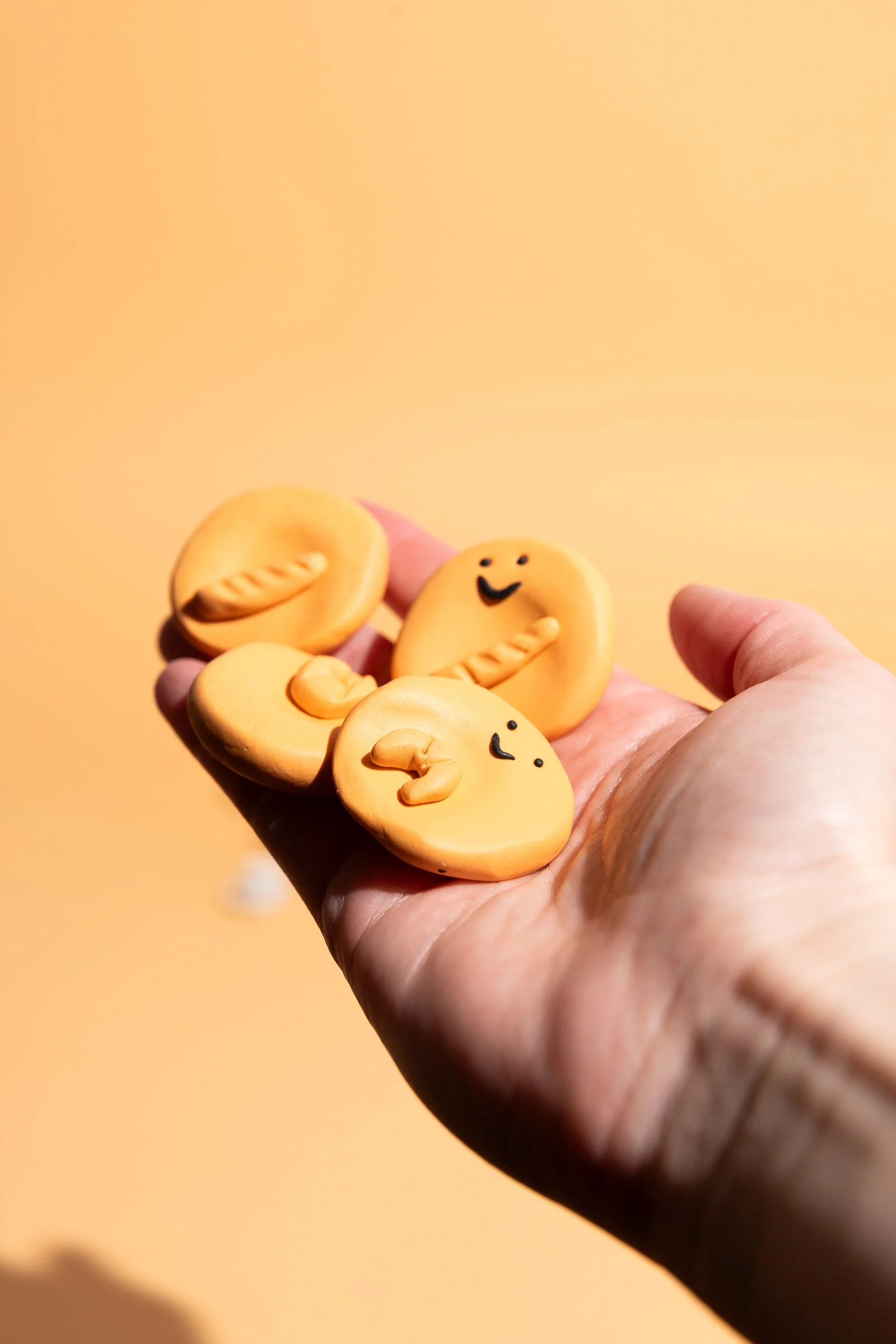 Sorgenstein Croissant zum Reiben und Entspannen, ideal für neurodivergente Hände