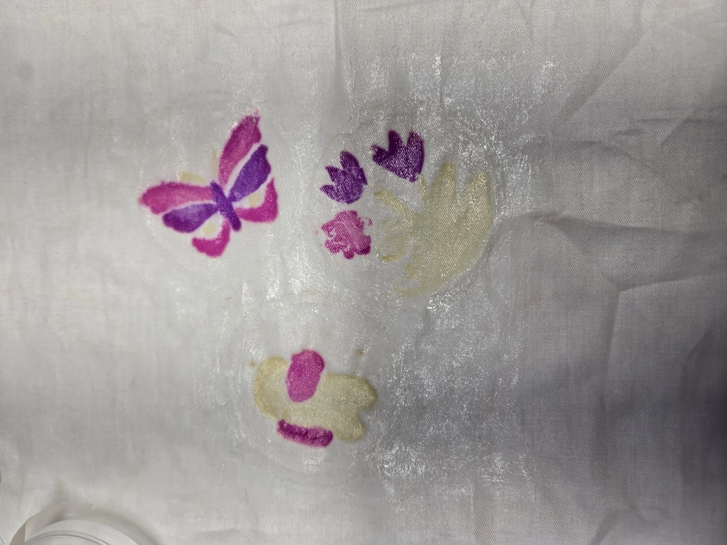BioPrinting with bacterial pigments