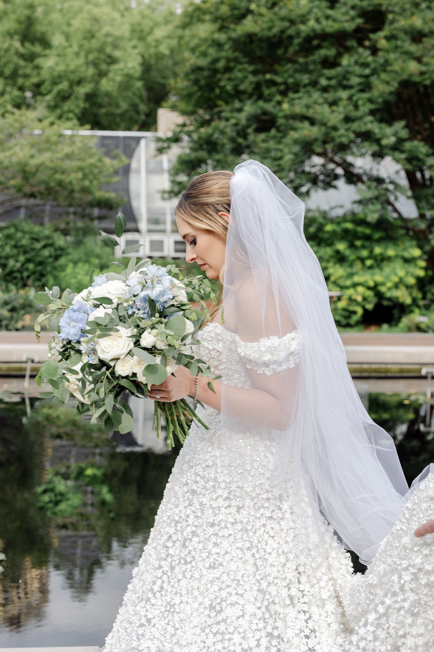 Brooklyn Botanical Garden. Timeless -Editorial-style wedding photos