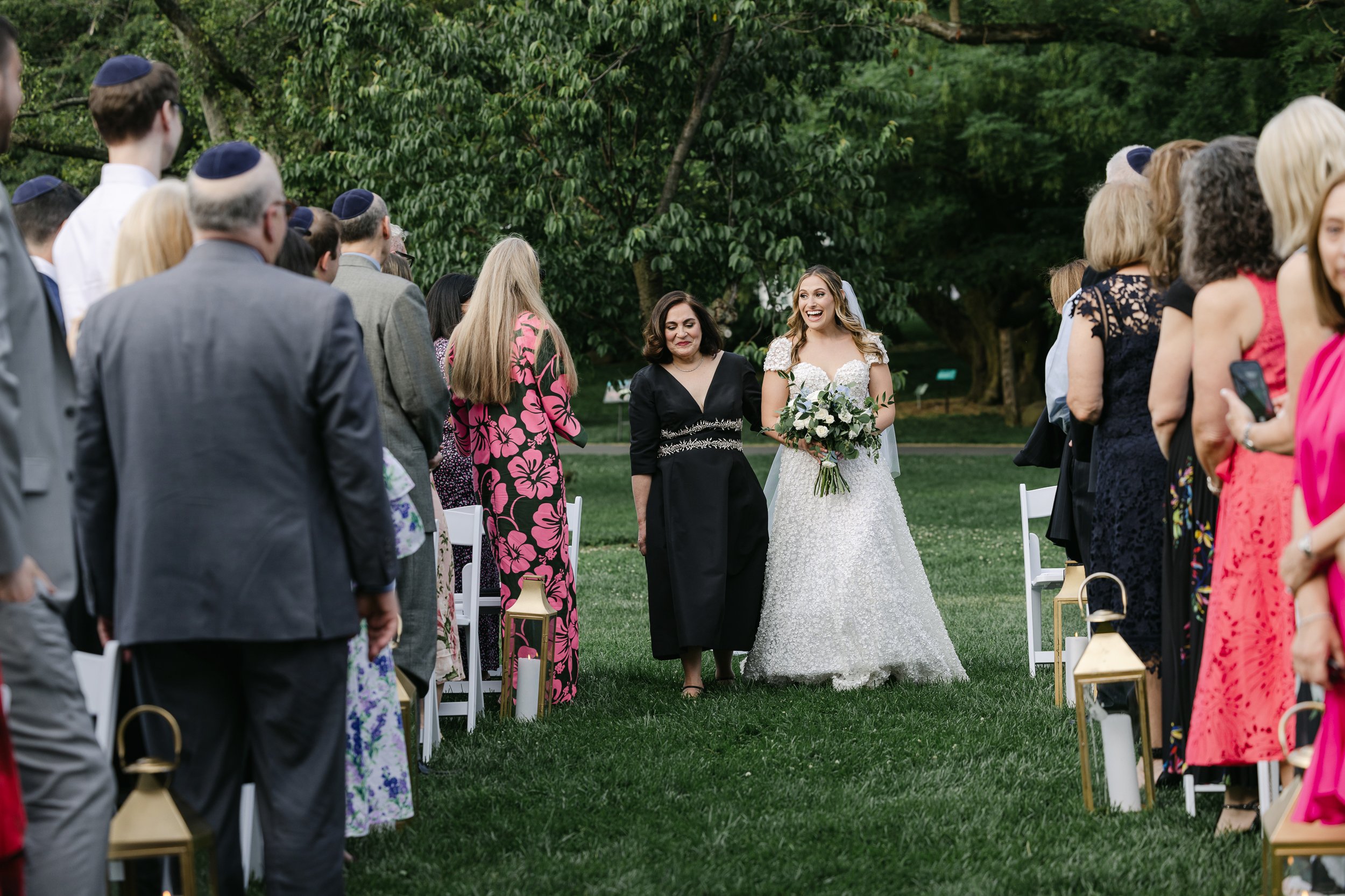 Brooklyn Botanical Garden. Timeless wedding photography.Editorial-style photos