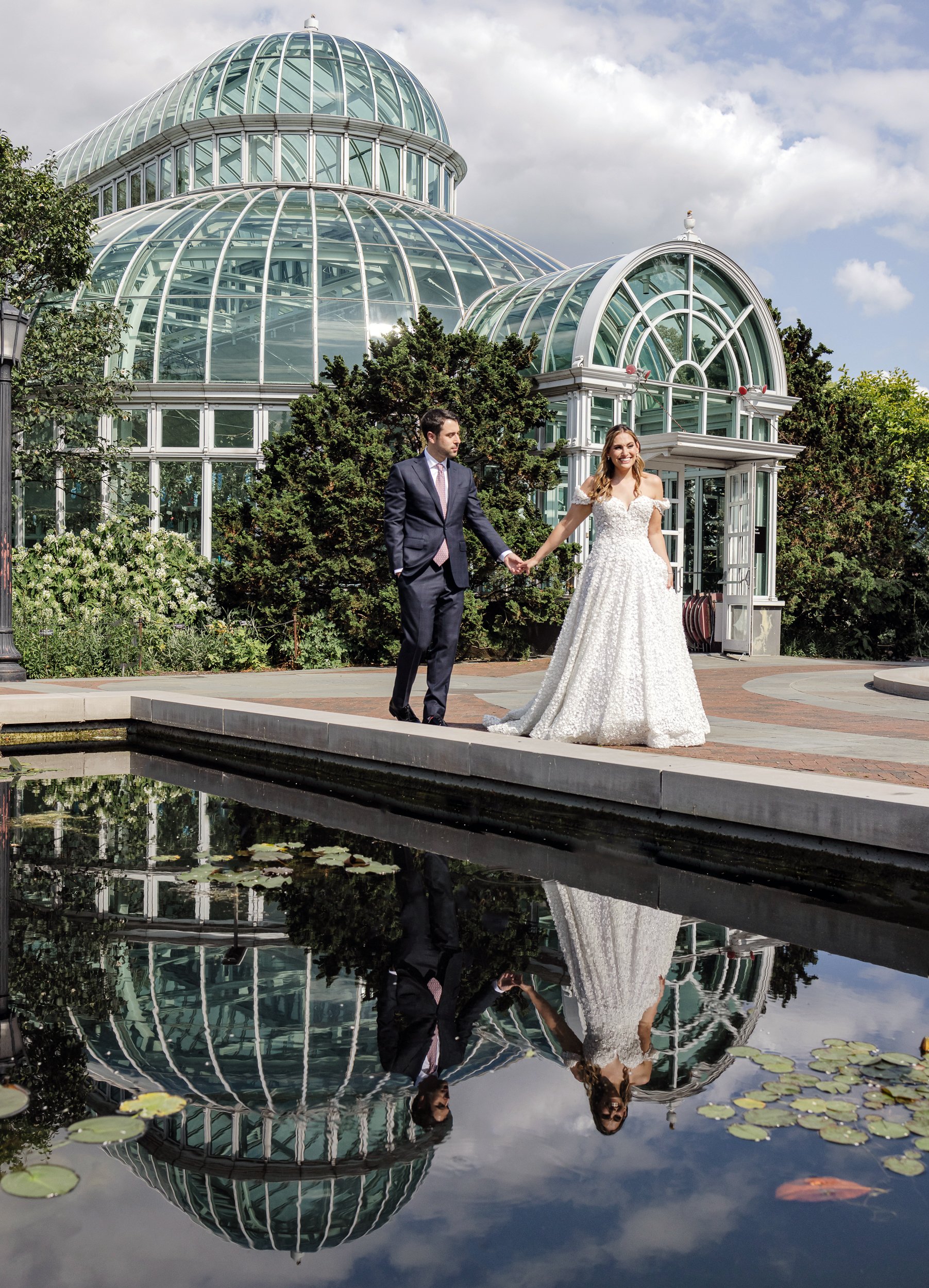 Brooklyn Botanical Garden. Timeless wedding photography -Editorial-style photos