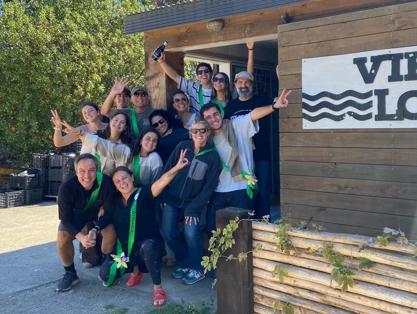 Gracias por compartir este tremendo momento con nosotros, lo mejor para este incre&iacute;ble grupo 🍻👰&zwj;♀️🤵🏼

#ToursViejoLobo #PuntaDeLobos #Pichilemu #CervezaArtesanalPremium