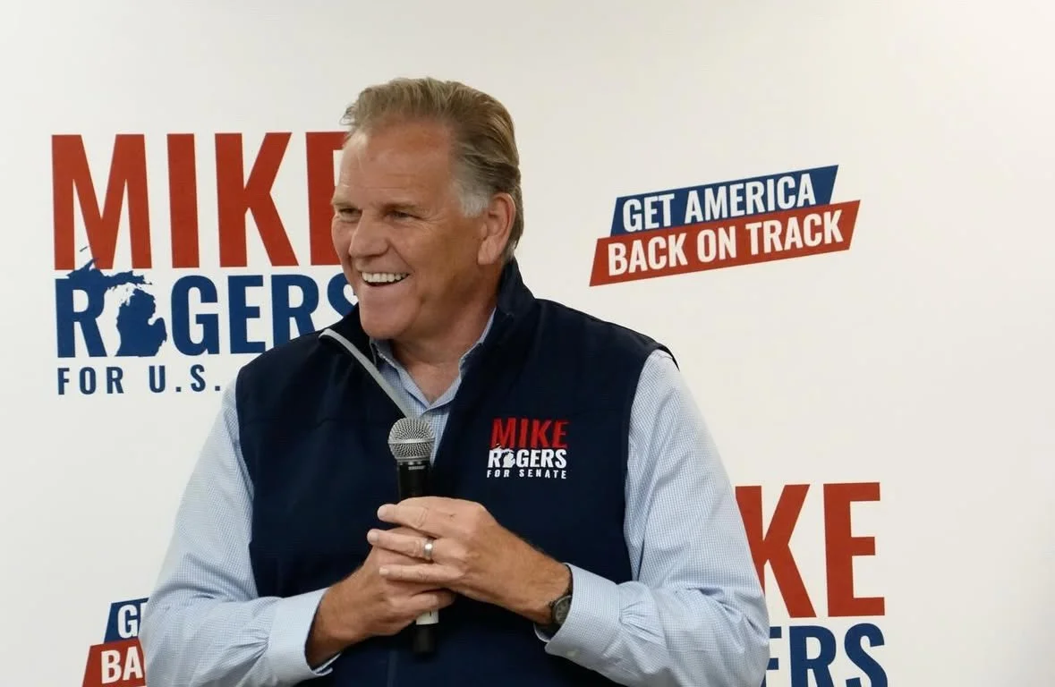 PANIC SETS IN FOR DEMOCRATS AS ROGERS REINFORCES LEAD