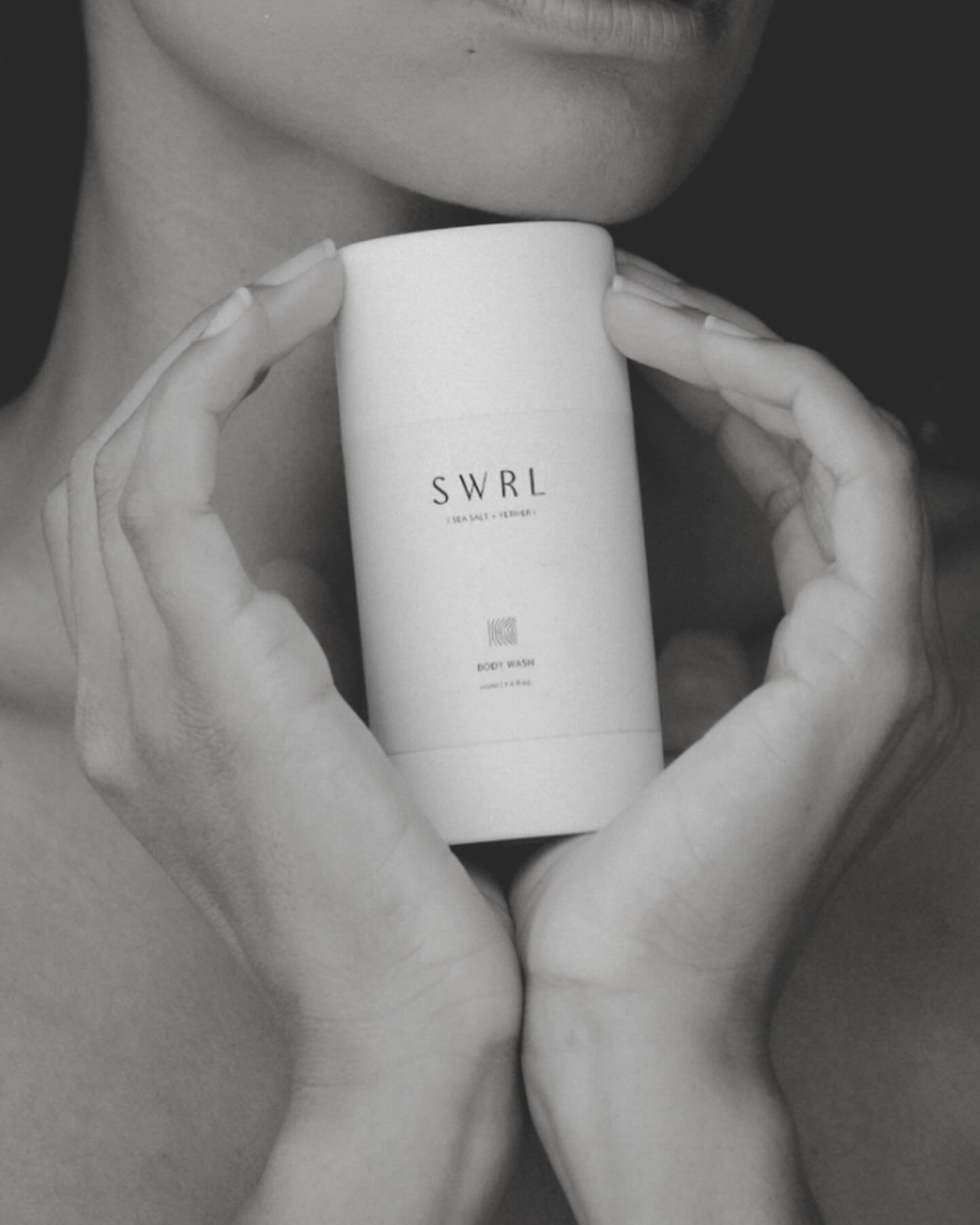 Are you ready to elevate your brands image with chic and timeless packaging design?

Let&rsquo;s work together on packaging that leaves a lasting impression 🤍✨
.
.
#packagingdesign #brandingstudio #branddesign #brandidentity #packagingideas #logodes
