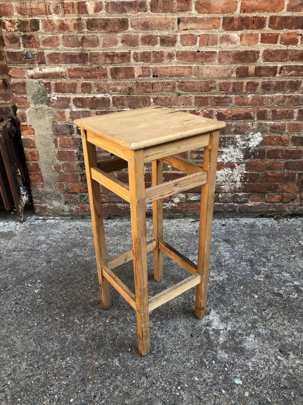 FS011-PS Square Wood Stool