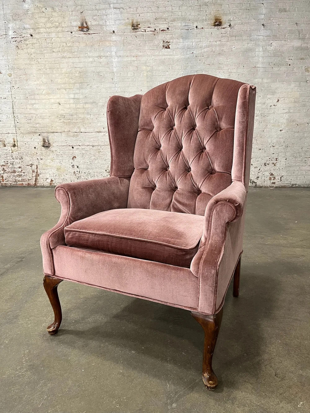 FC173 Vintage Pink Tufted Velvet Wingback Accent Chair — Primate Props