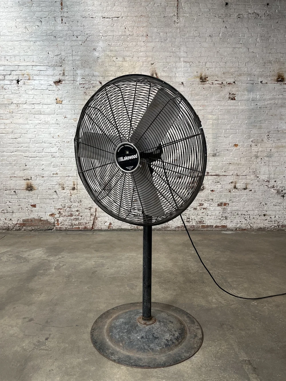 OF004 Vintage Lakewood Industrial Standing Fan — Primate Props, image size:1000x1333