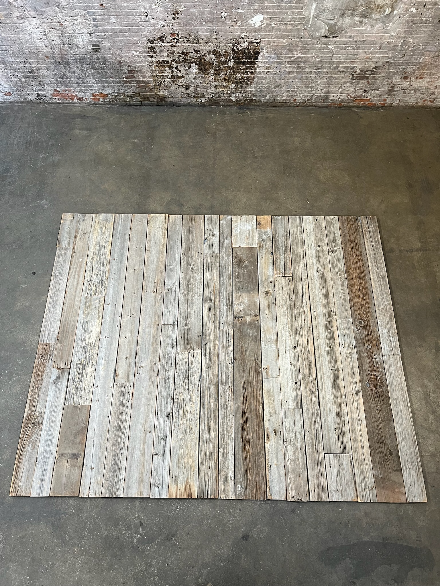 AF028 Aged Grey Oak Floor