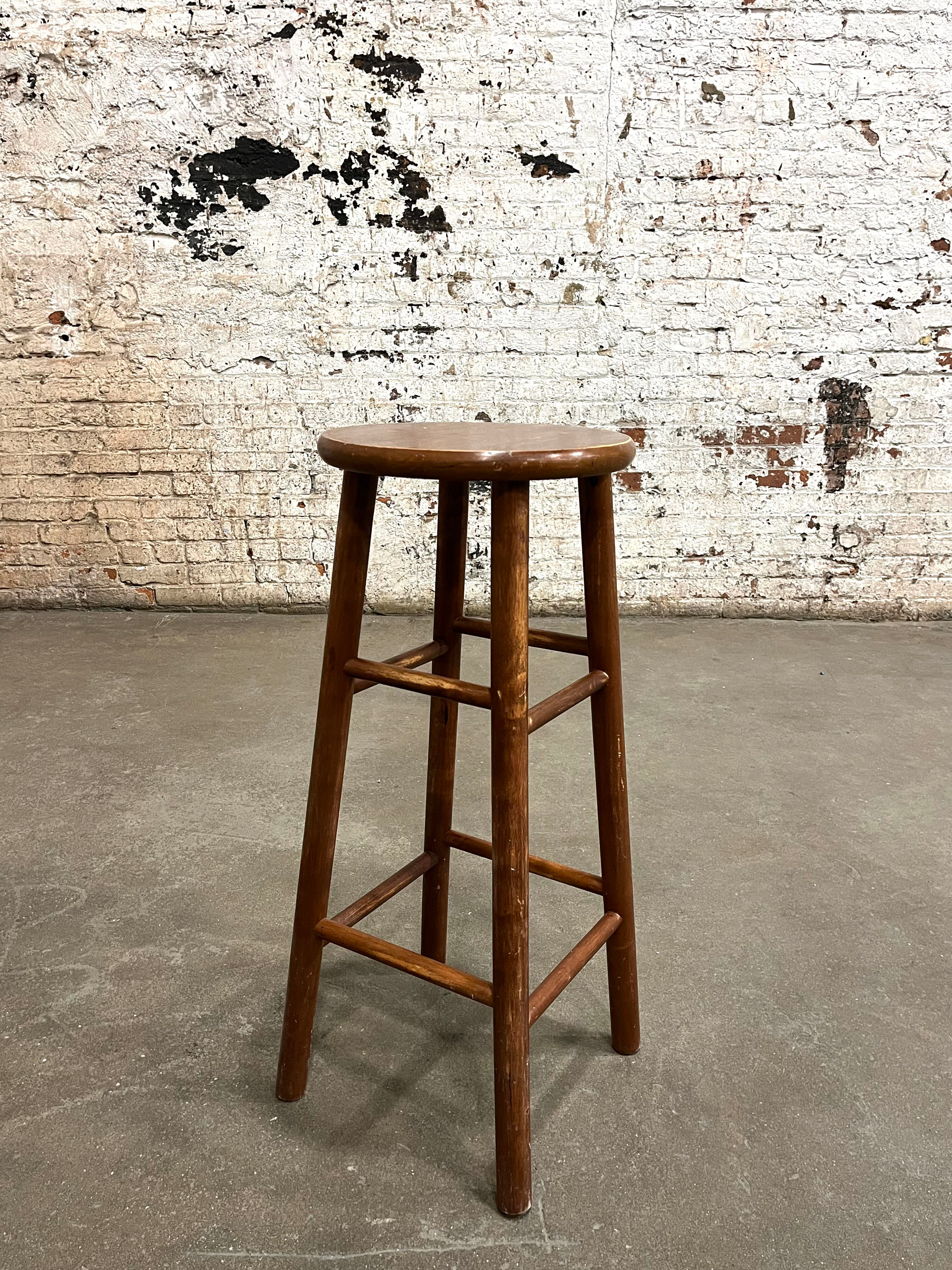 FS013-PS Vintage Wood Stool