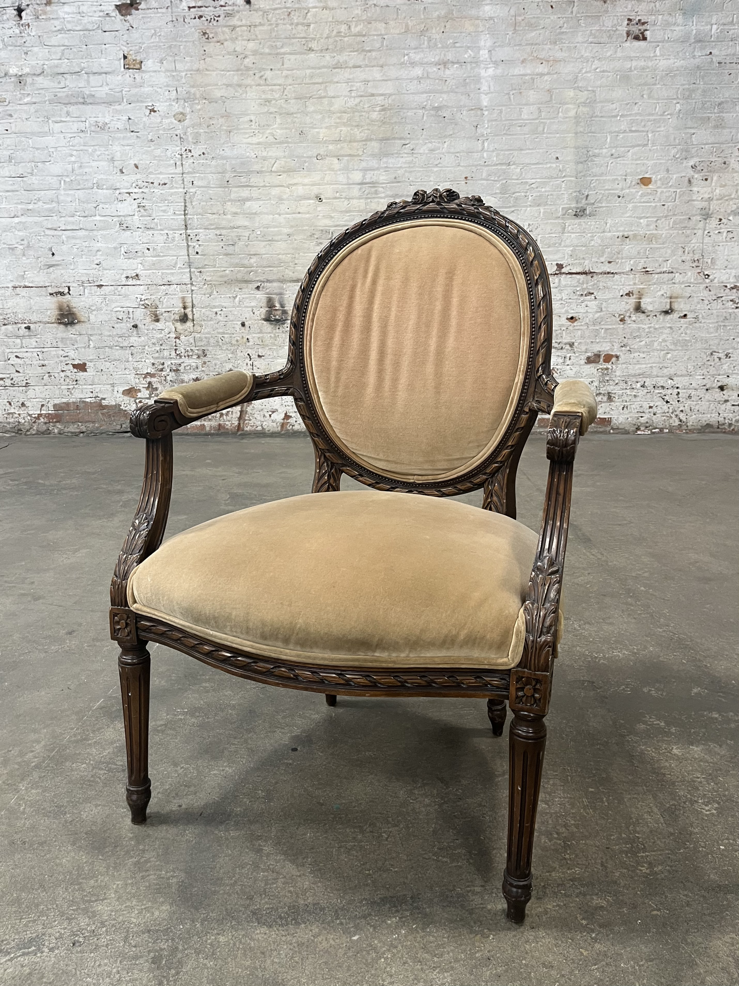 FC092-A2E Vintage Tan Velvet King Louis XVI Accent Chair