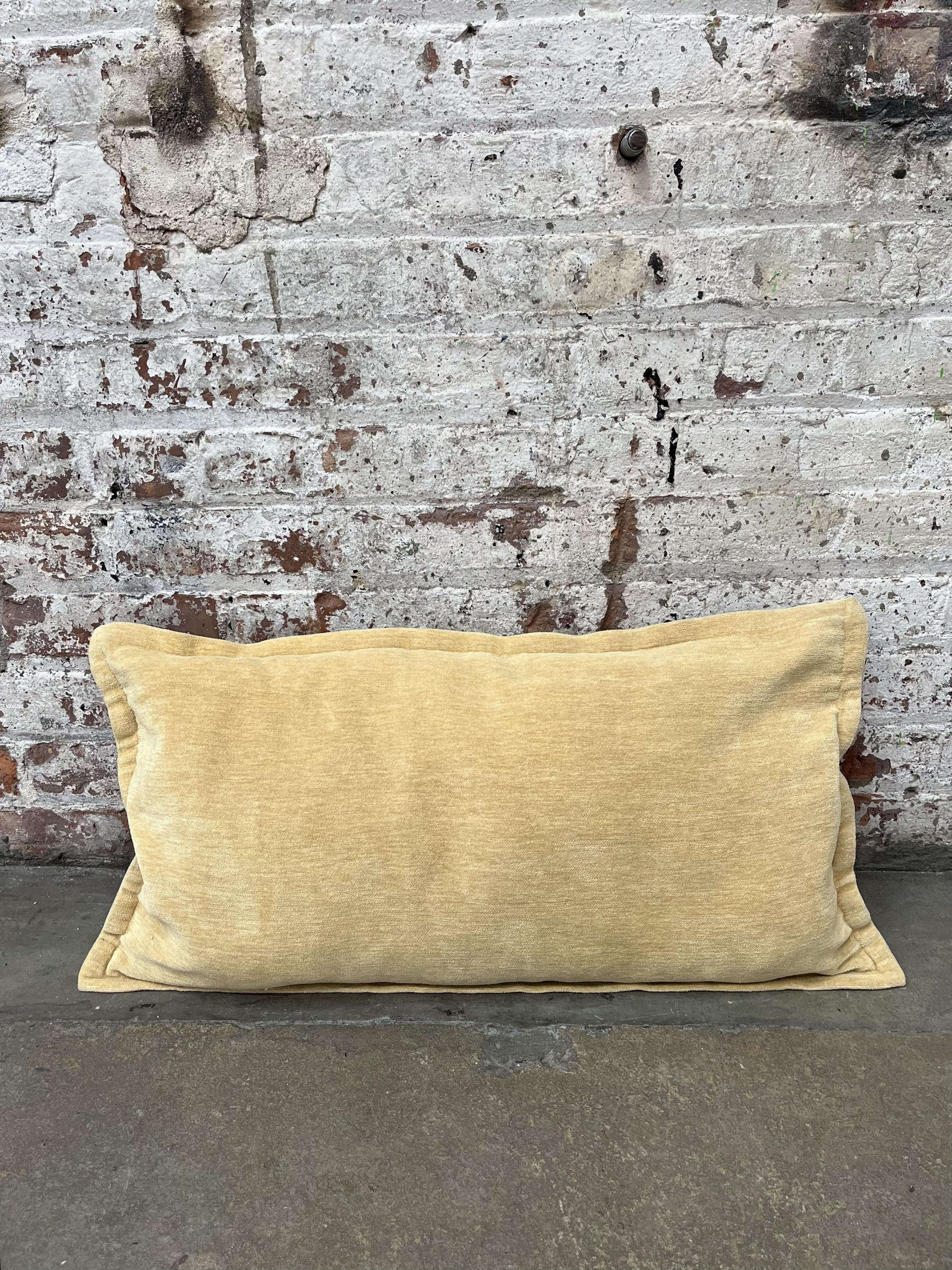 DF202 Yellow Lumbar Pillow