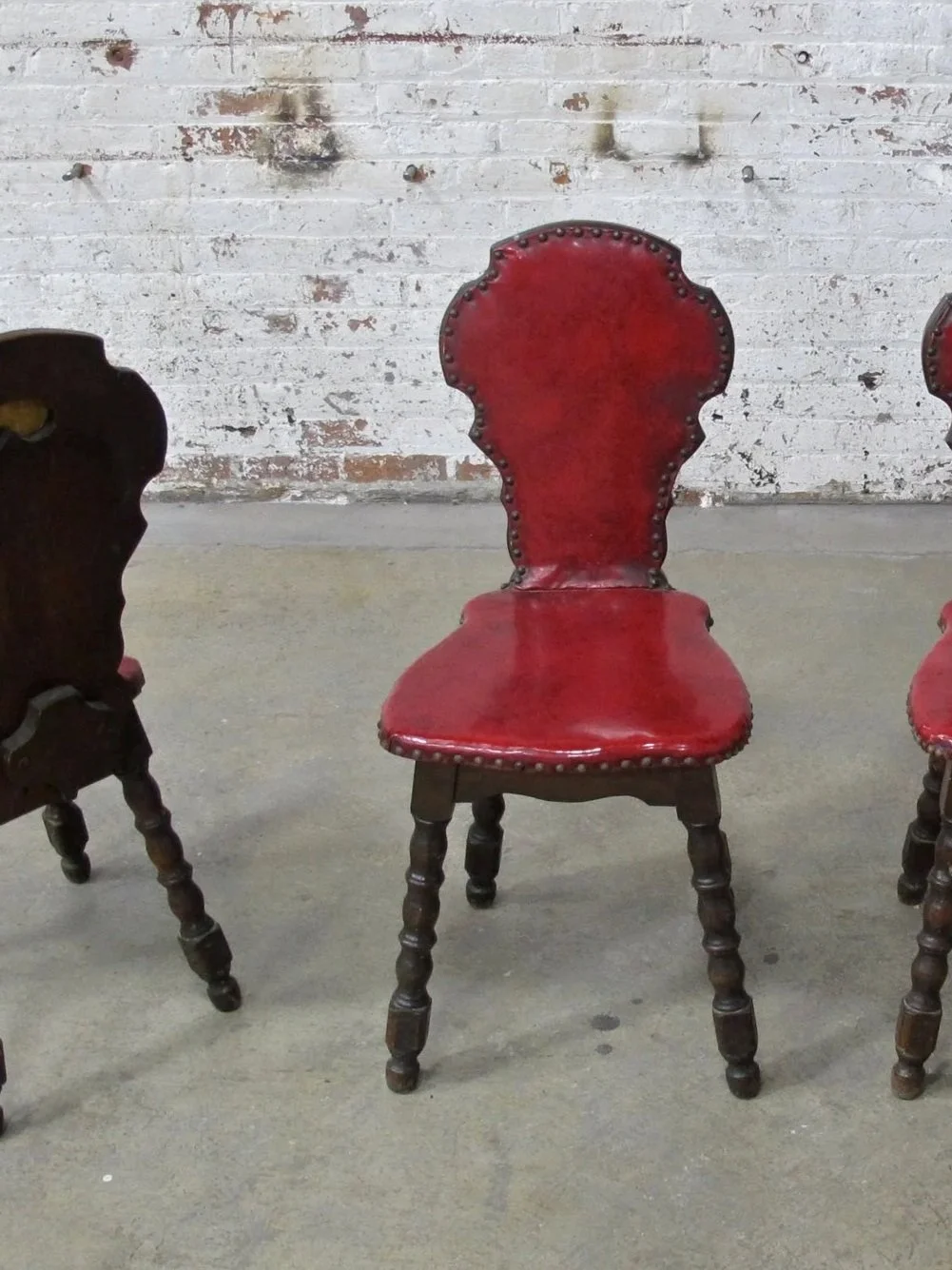 FC035-MEZ Vintage Red Vinyl Ornate Dining Chair