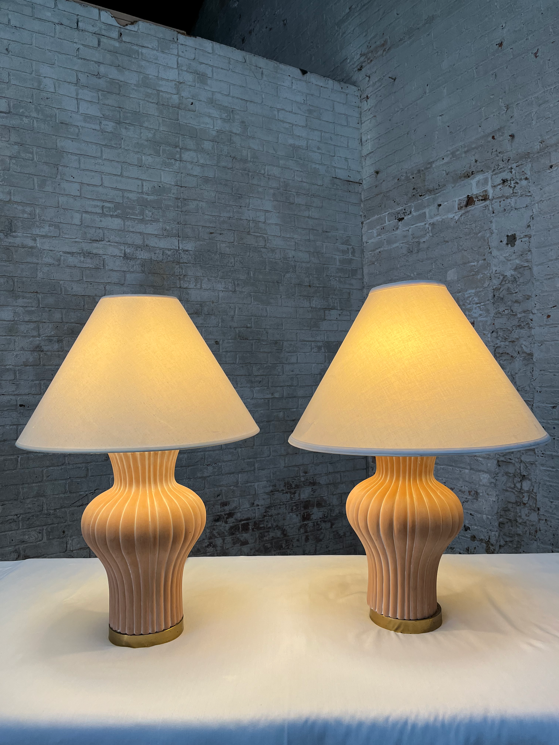 DL130-SS Vintage Wide Pink and White Striped Table Lamp