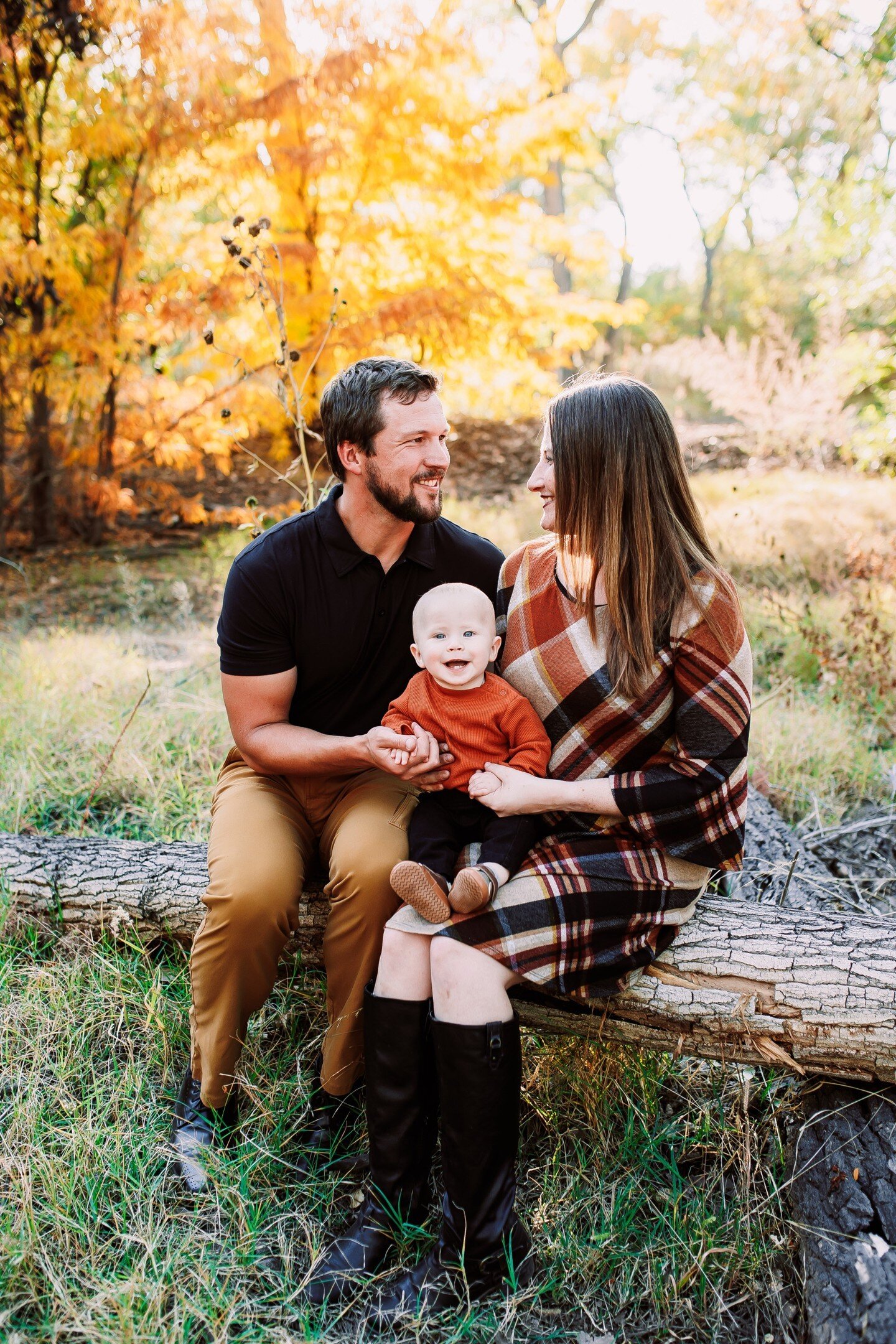 This little boy was full of smiles, and it made me so happy!
*
*
*
*
*
#albuquerquenewmexico #albuquerquephotographer #albuquerquefamilyphotography #albuquerquefamilyphotographer #rioranchofamilyphotographer #rioranchofamilyphotography #santafefamily