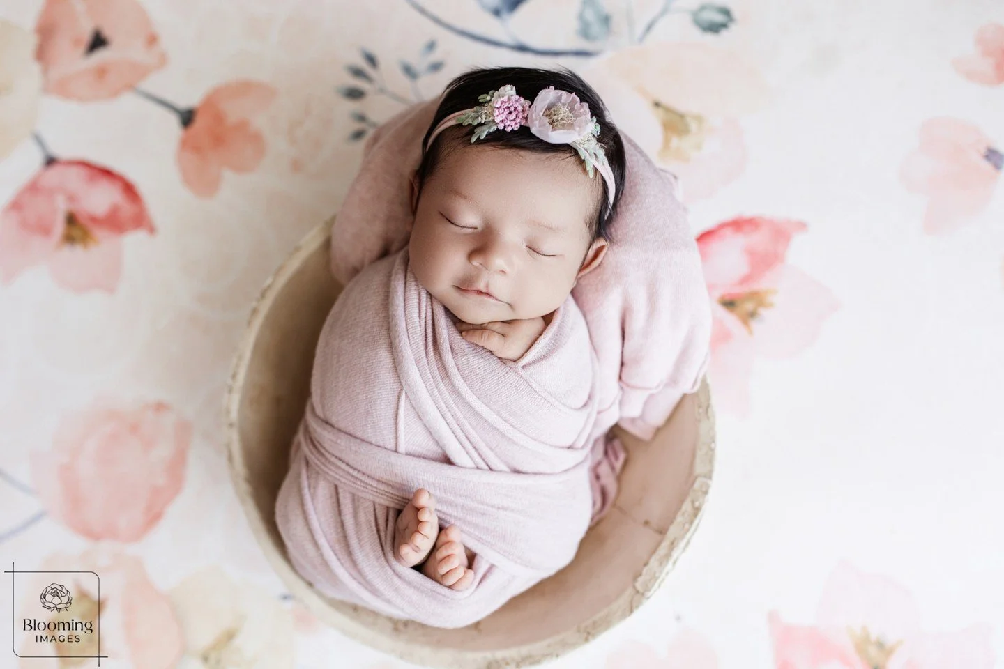Meet baby Lia 💕
The tiniest one in the family, with two big brothers already wrapped around her little fingers. She&rsquo;s got a whole team looking out for her, and she fits right in like she&rsquo;s always been here.
.
.
.
.
.
.
.
.

*
*
*
*
*
#ab