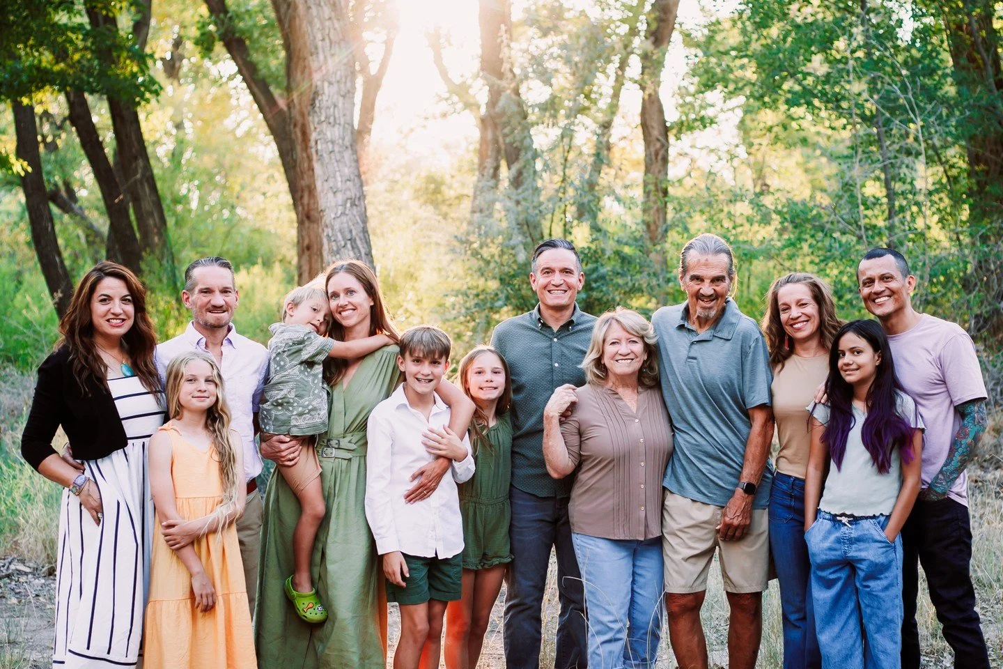 I love it when big families come together for photos! Don't wait to book your big fa,ily photos if your family is coming into town for the holidays!
.
.
.
.
.
.
.
.

*
*
*
*
*
#albuquerquenewmexico #albuquerquephotographer #albuquerquefamilyphotograp