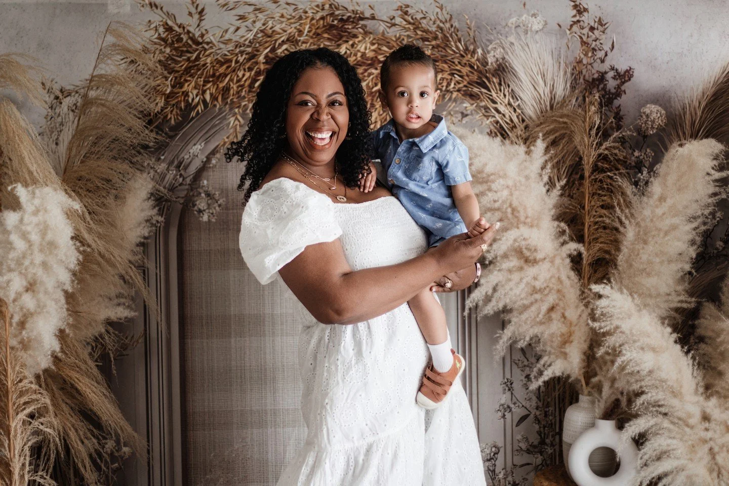 .
.
.
#abqphotographer #abqfamilyphotography #familysession #abqbabyphotography #newmexicophotographer