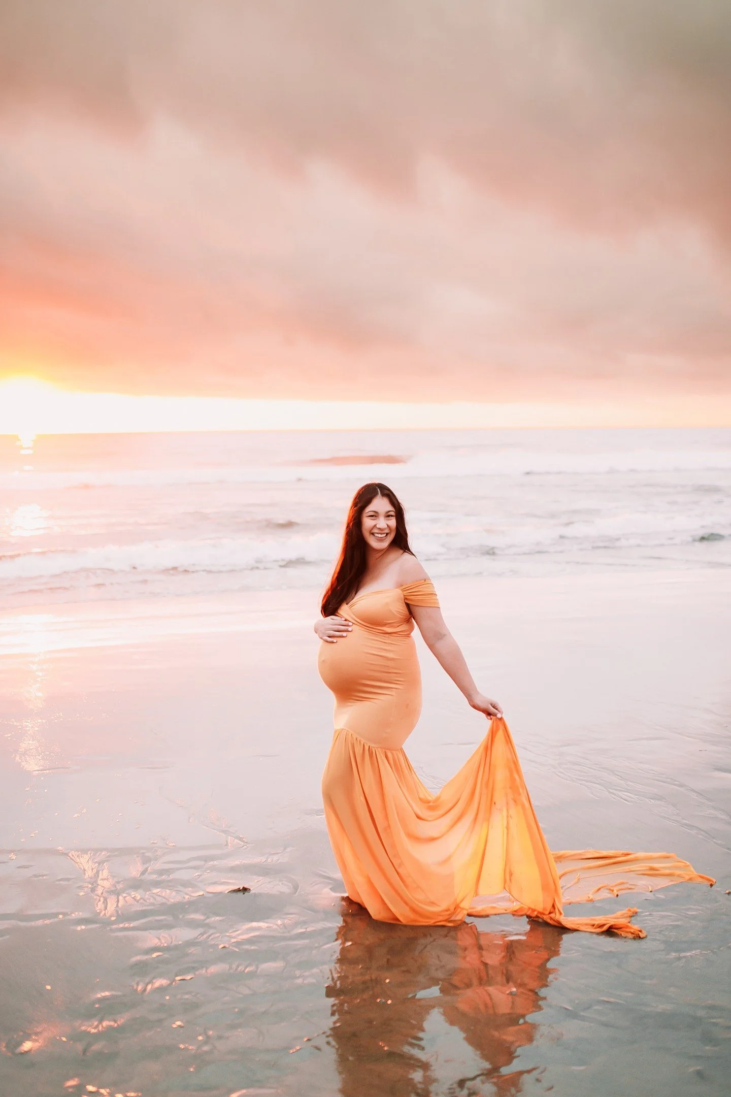 Dreaming of going back to the California beaches for another maternity shoot.
