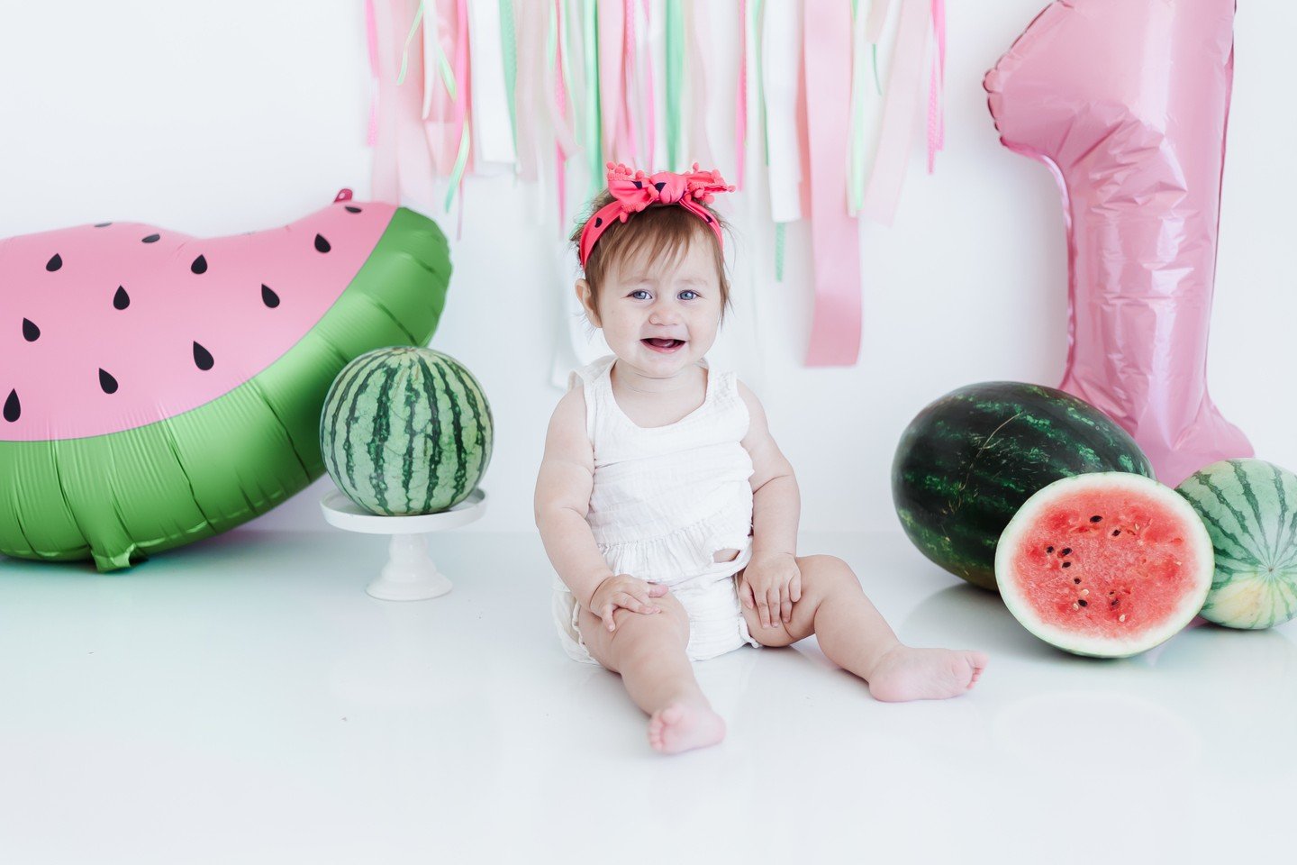 .
.
.
.
#abqkidsphotographer #personalitysession #ABQBirthdayFun #cakesmash #cakesmashphotographer #ABQCakeSmash #AlbuquerqueCakeSmash #NMCakeSmash #BurqueBabies #ABQKidsPhotography

Albuquerque cake smash photographer
Cake smash photos Albuquerque
F