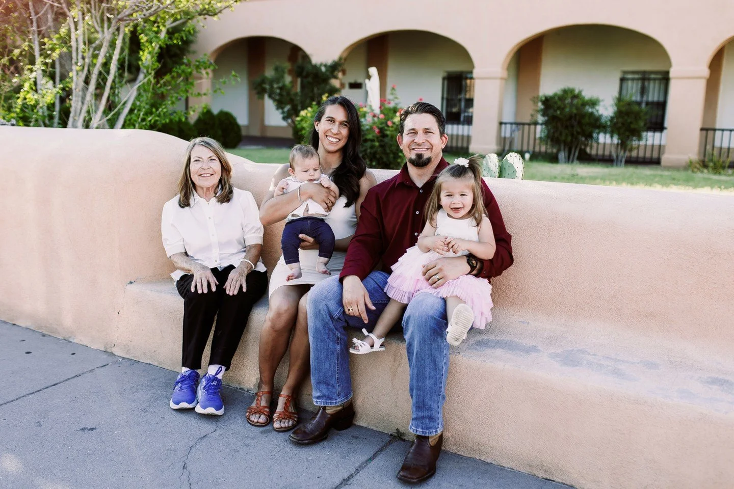 .
.
.
.
#abqphotographer #abqphotography #albuquerquefamilyphotography #ablbuquerquefamilysession #nmfamilyphotographer #abq #abqnm #santafe #santafenm #nm #newmexicotrue