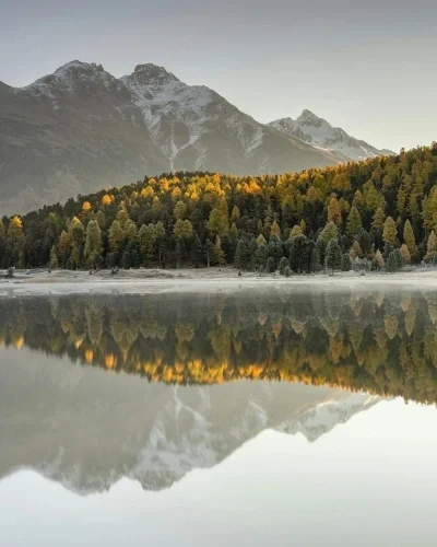 Mountain lake in autumn