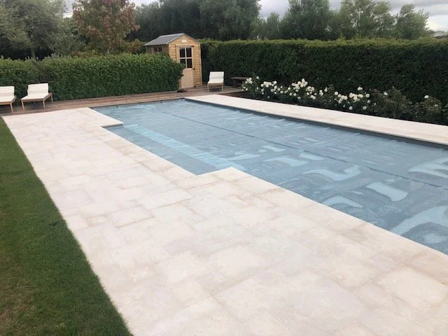 Chambolle Limestone Square Edge Coping with French Pattern Paving