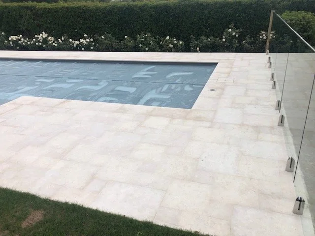 Chambolle Limestone Square Edge Coping with French Pattern Paving