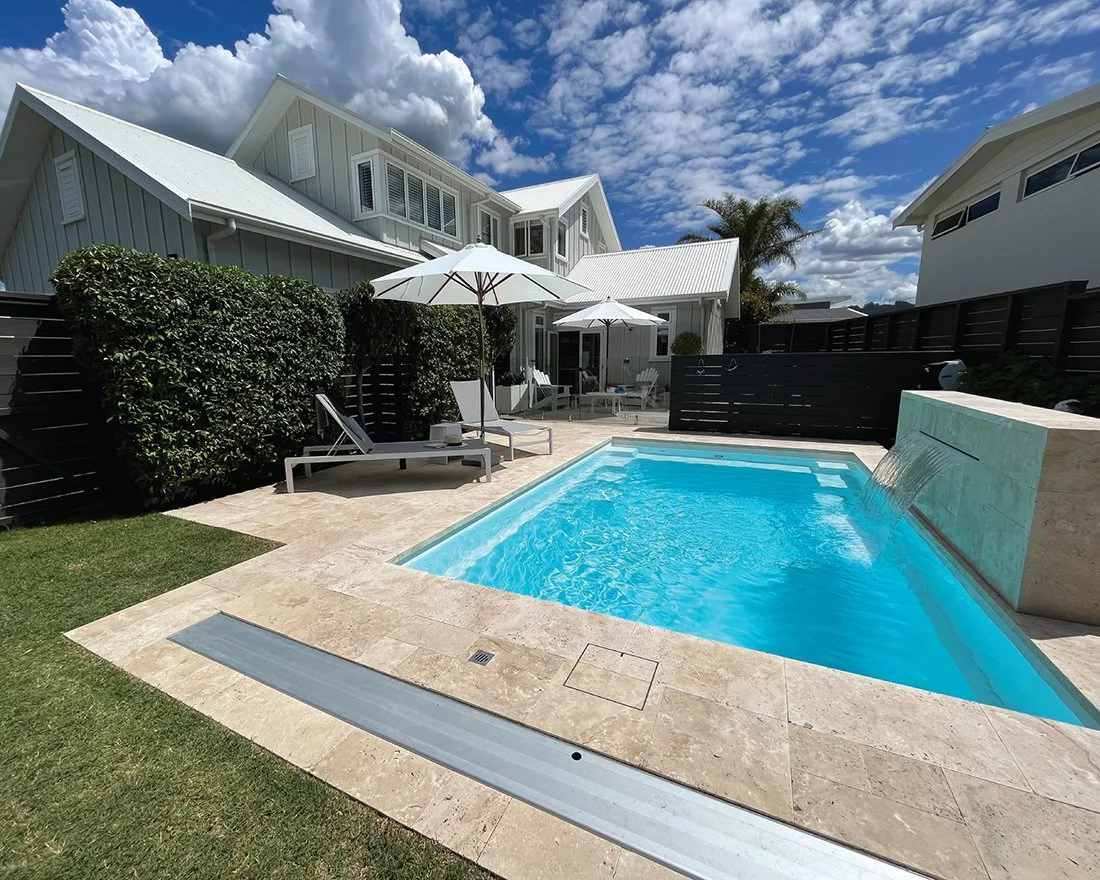 Classic Travertine French Pattern