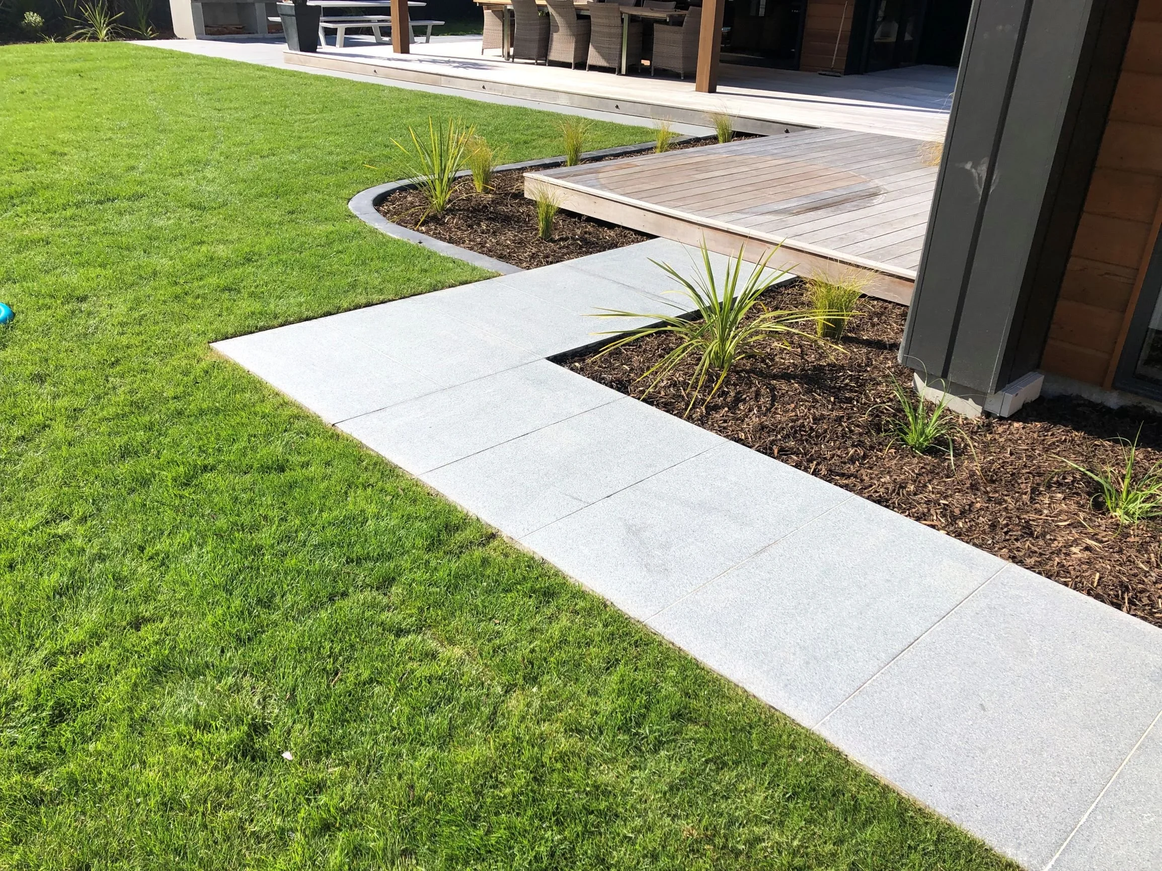 Grey Granite 1m x 500mm Paving