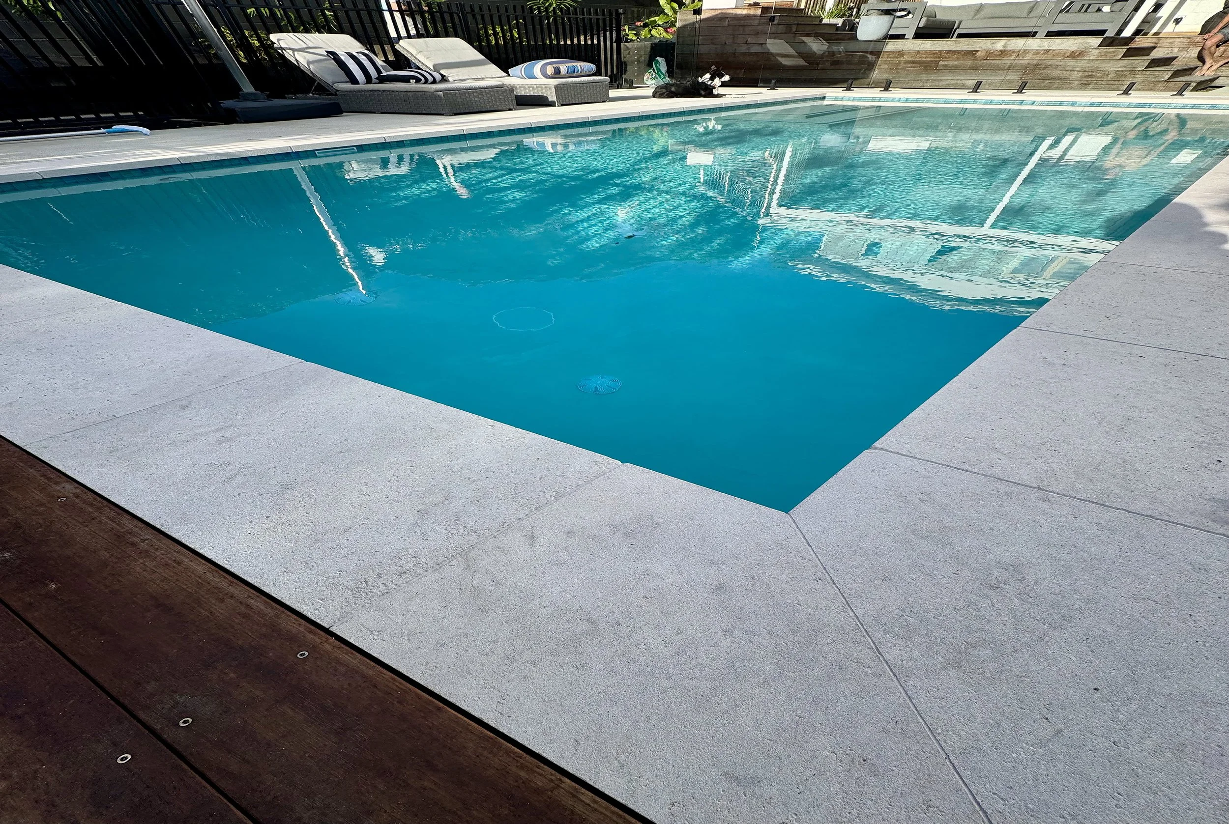 Chambolle Limestone Dropface Coping