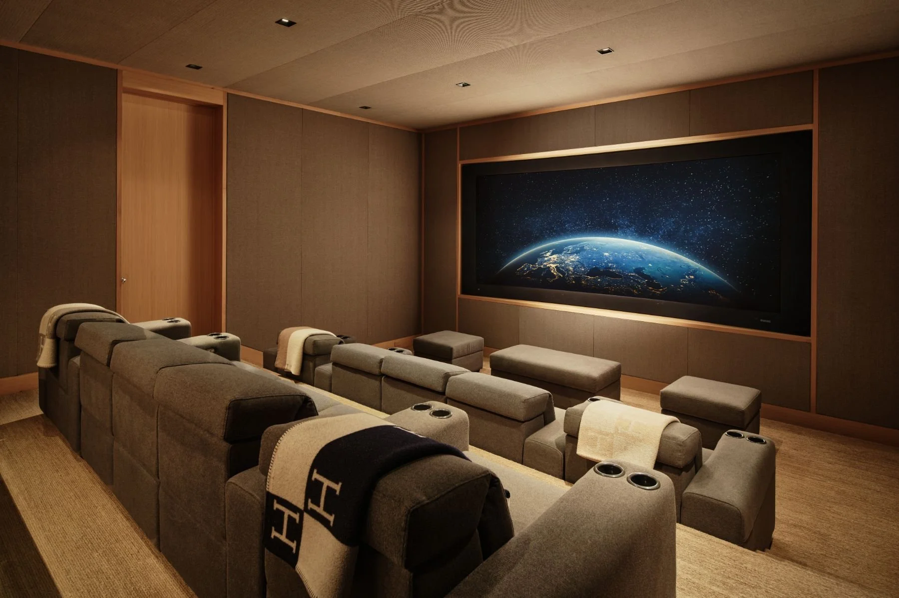 34- 942 Alpine_v2_FullResolution33_.jpg