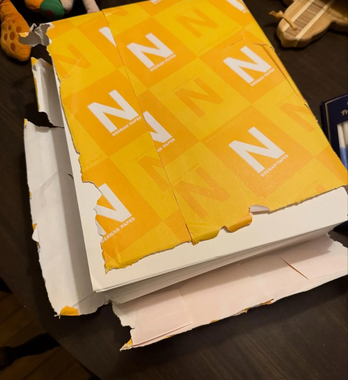 Hey look at this nice new package of paper I received from @amazon. It was packaged in a paper envelope with no cushioning.