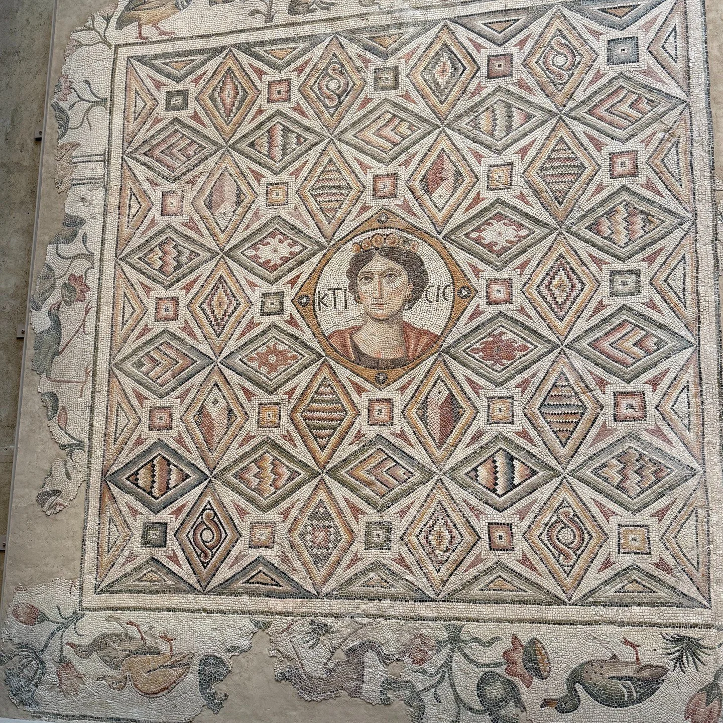 Have you signed up for my newsletter? I'm moving from substack to my own site, which will focus mostly on the #history of #ancientrome! New posts every week, which subscribers will get via email. melaniermeadors.com/newsletter-signup #ancientromehist