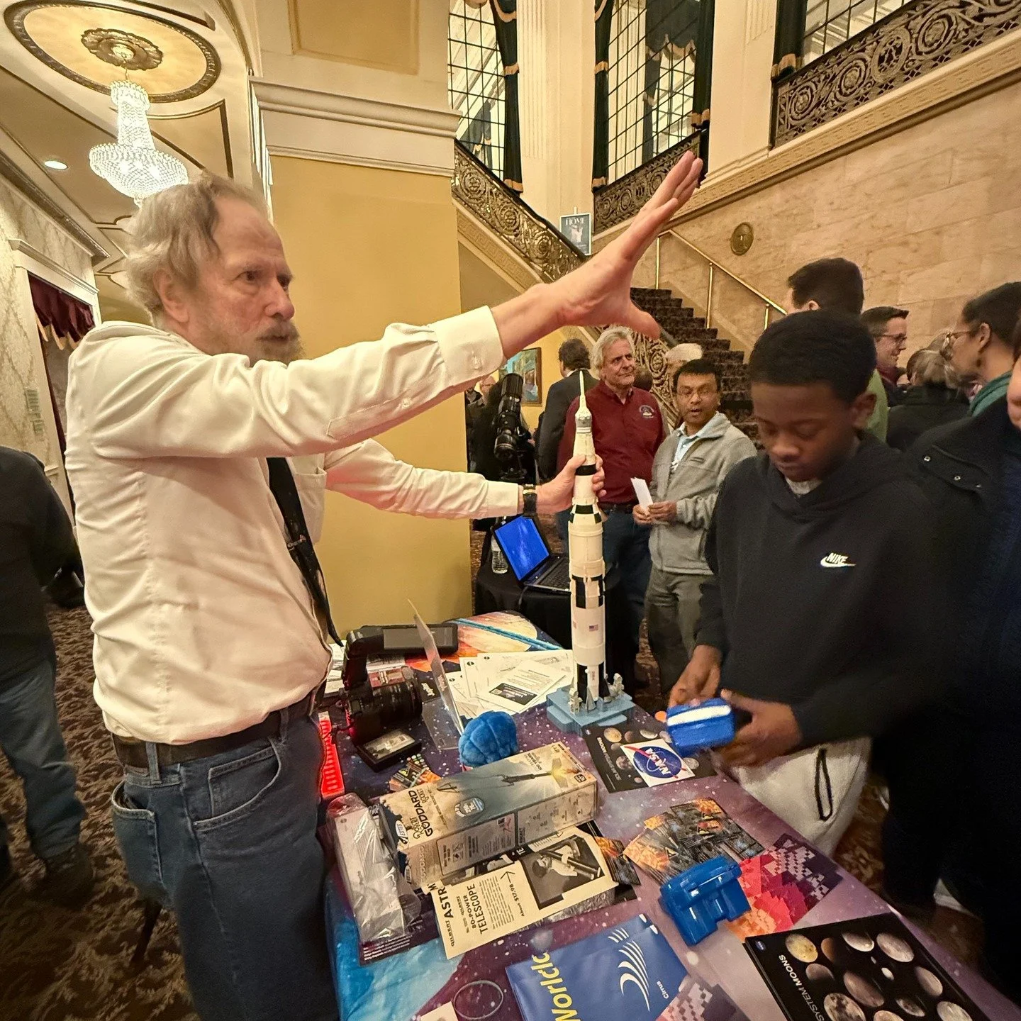 HUGE crowd today at the Hanover Theater in Worcester, all wanted to talk about space! It was awesome. Handed out tons of stickers and showed off lots of astrophotography. But now I am EXHAUSTED, and the best part was that there were tacos waiting for